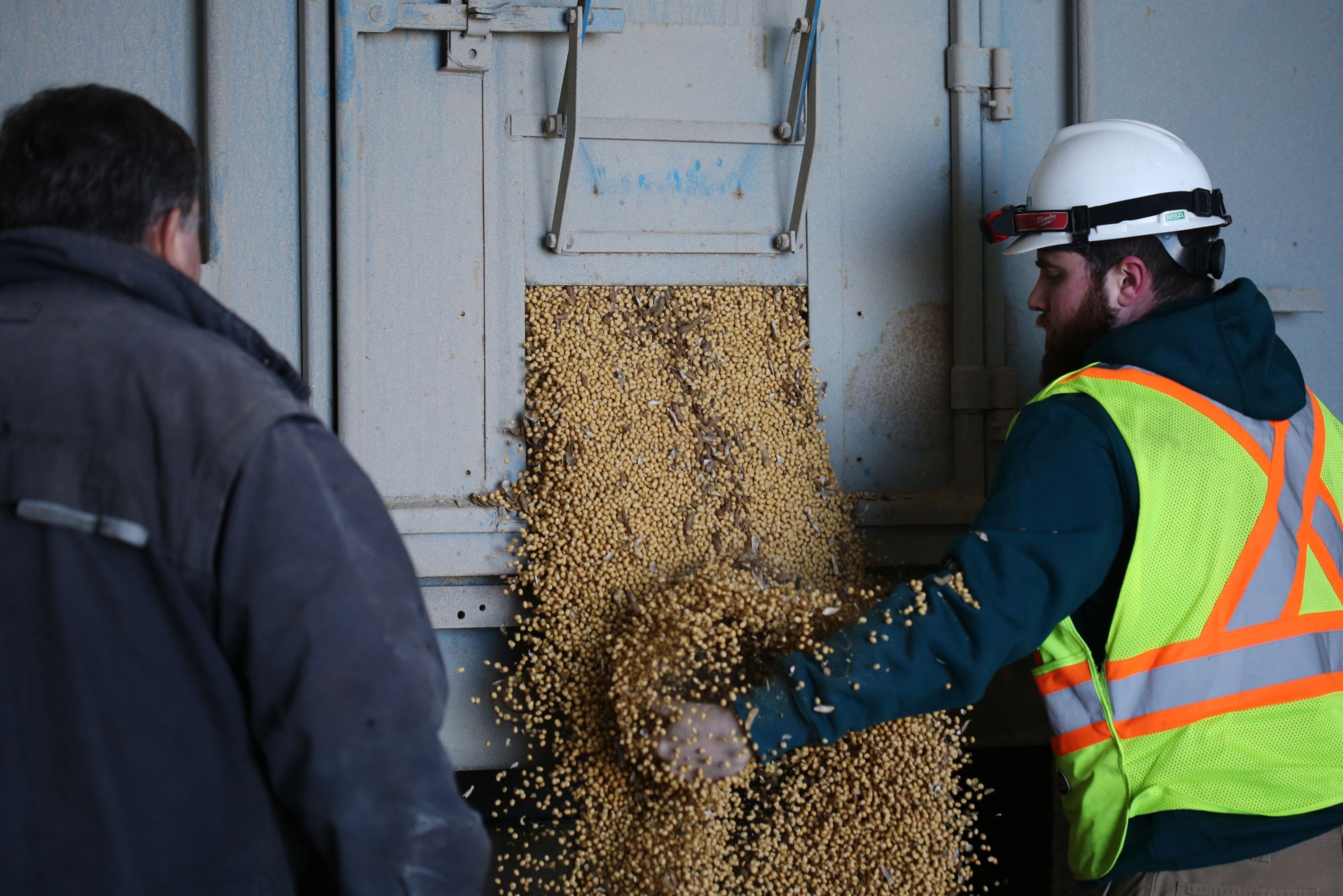 Bunge-Viterra merger proposal wins support from pension funds…