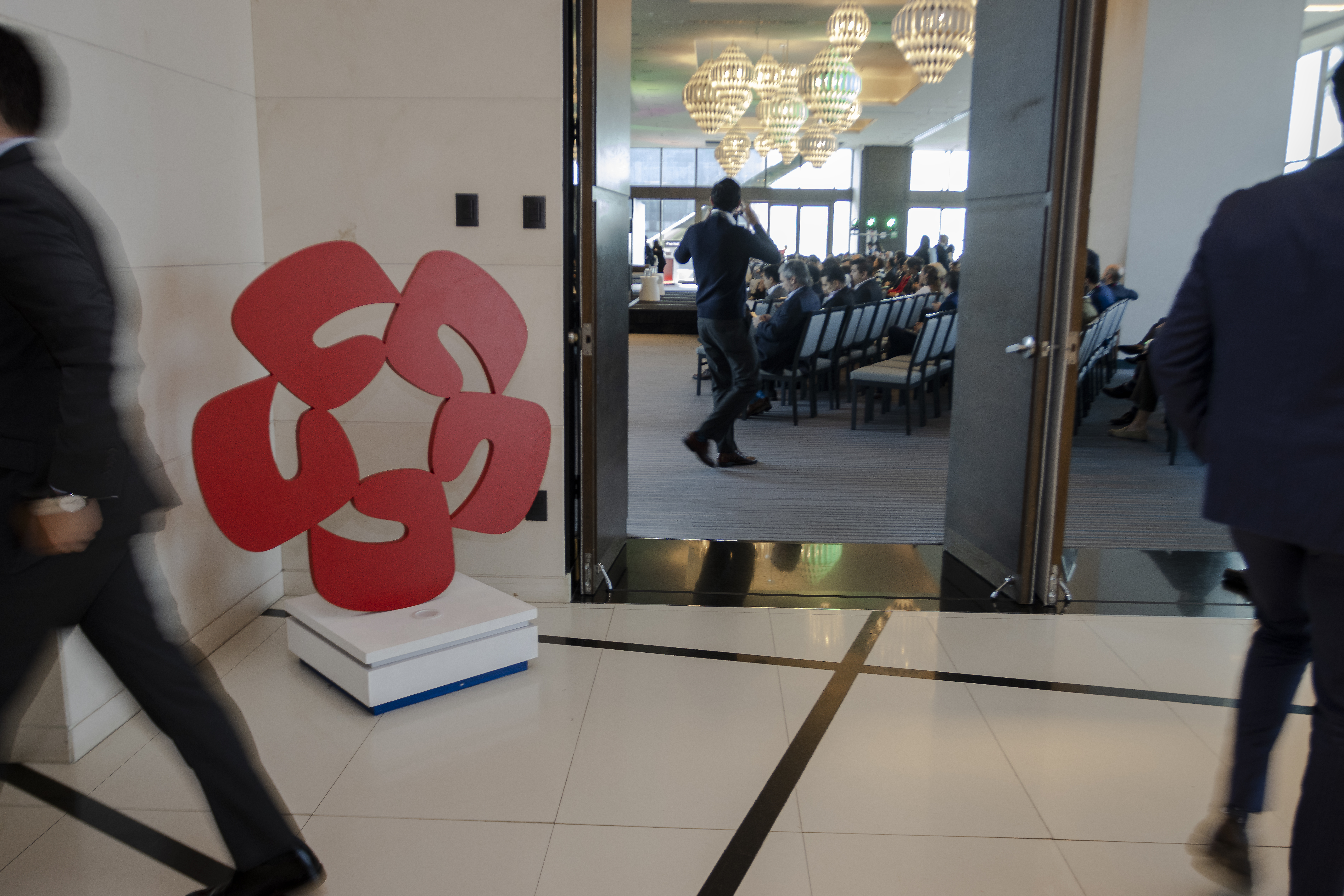 Bloomberg Línea Summit · patrocinio 01