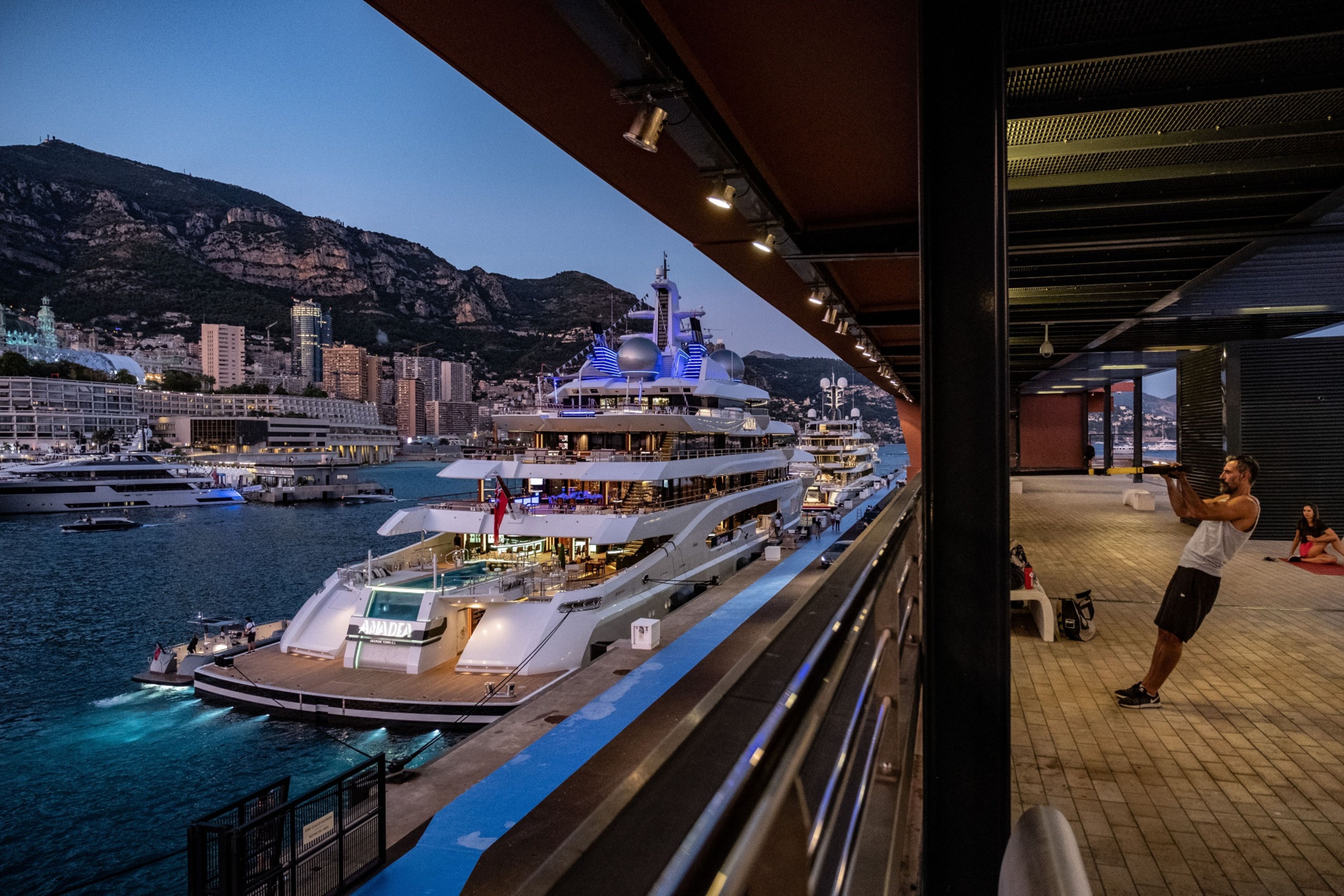 Яхт шоу в монако. Монако выставка. Monaco boat show 2021. Монако выставка. Яхты в монако фото.