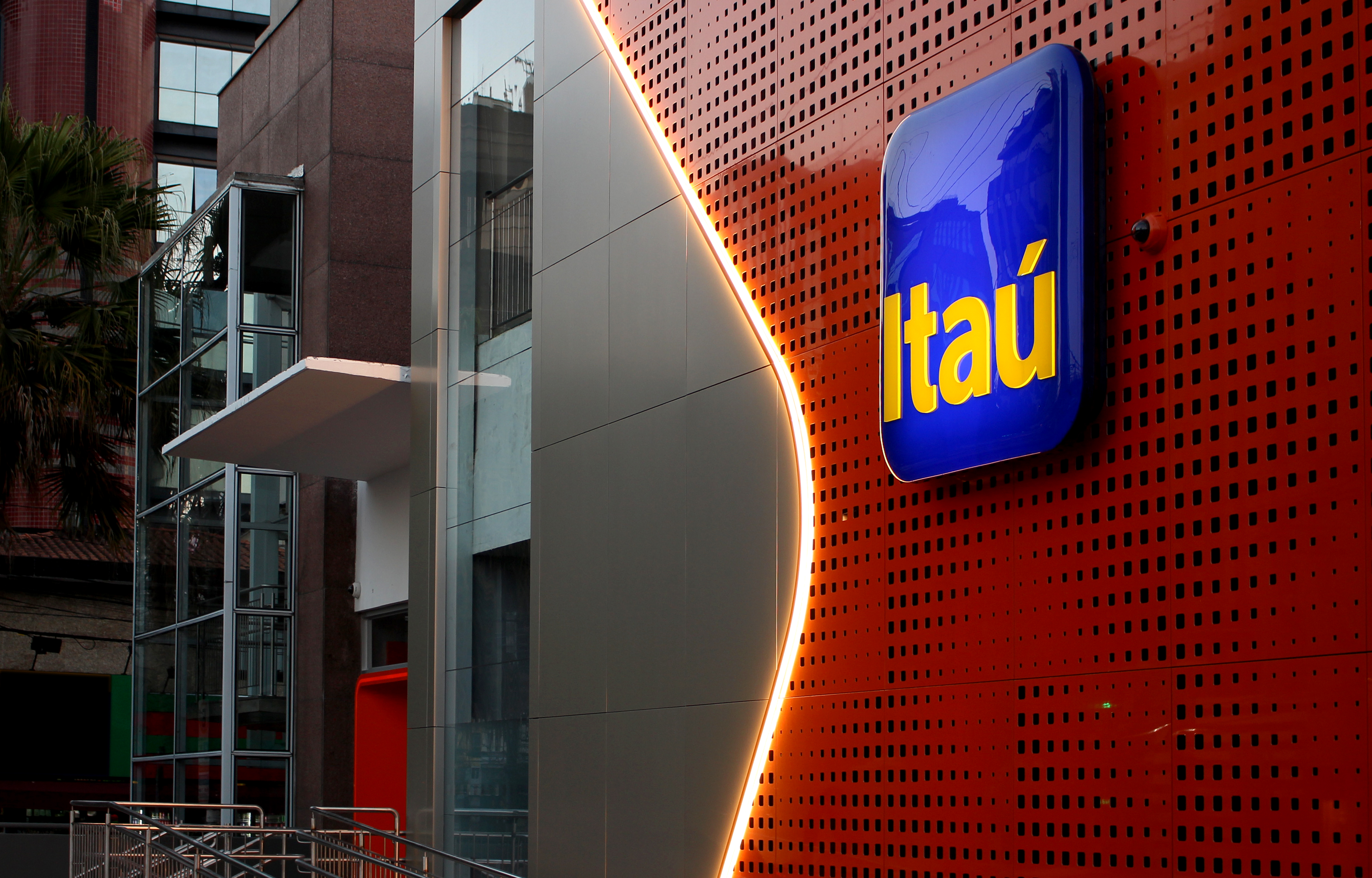 Por que o Itaú decidiu investir em startups neste país da América do Sul