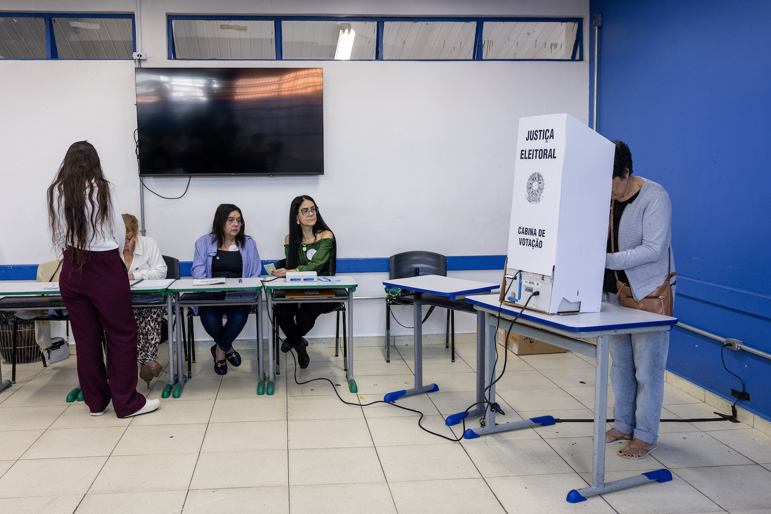 Horário de votação do 2º turno: veja o que levar e se é obrigatório votar Horário de votação do 2º turno: veja o que levar e se é obrigatório votar