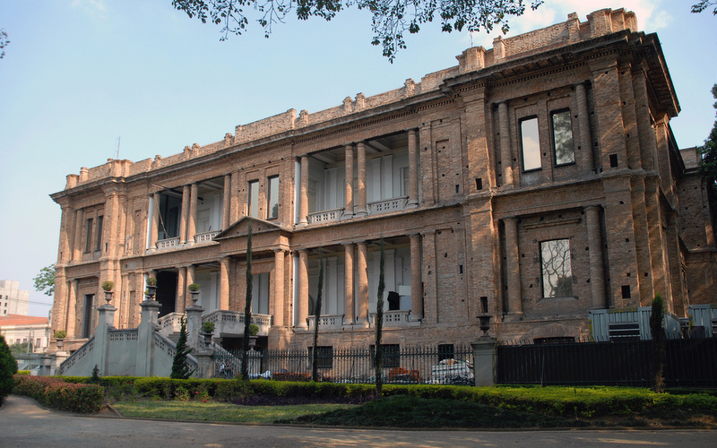 Bvlgari se associa ao laboratório de restauro da Pinacoteca em novo projeto no Brasil Bvlgari se associa ao laboratório de restauro da Pinacoteca em novo projeto no Brasil