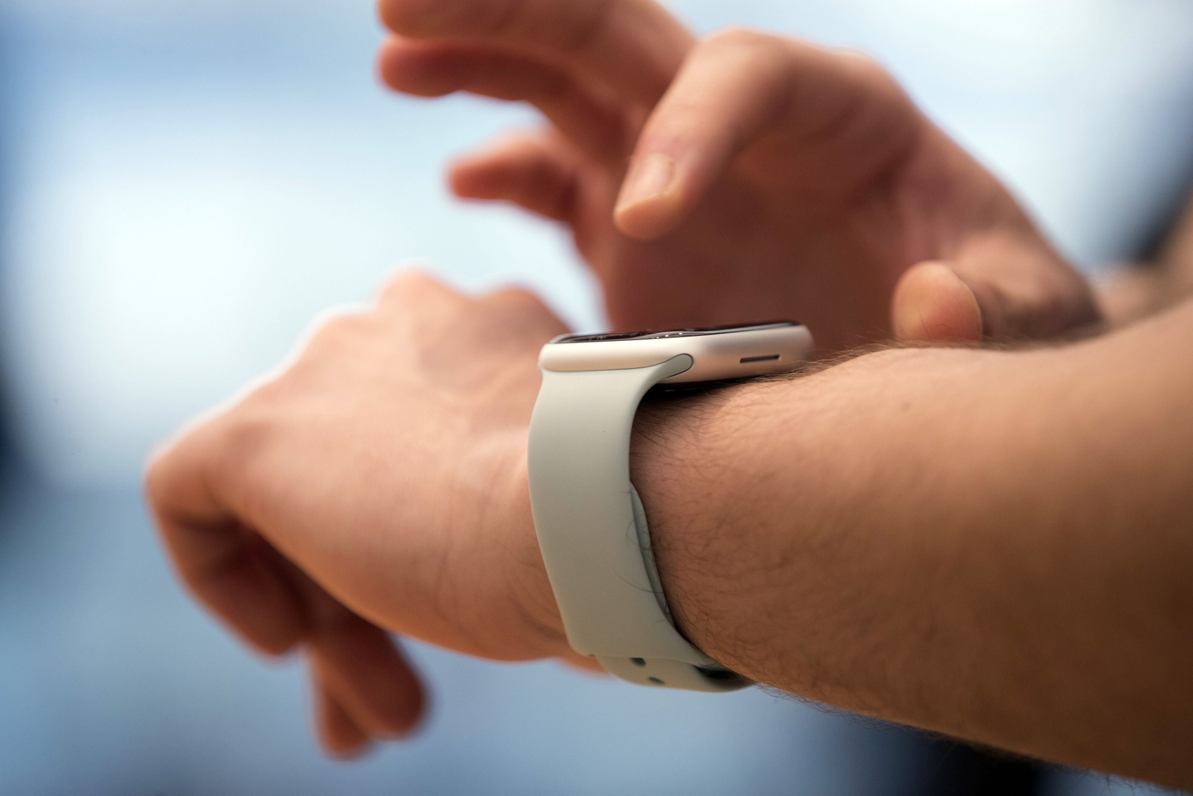 Sin pinchazos: relojes inteligentes de Samsung y Apple podrán monitorear  glucosa en sangre