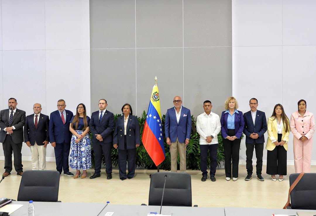 Chavismo y oposición venezolana instalan formalmente una nueva mesa de diálogo