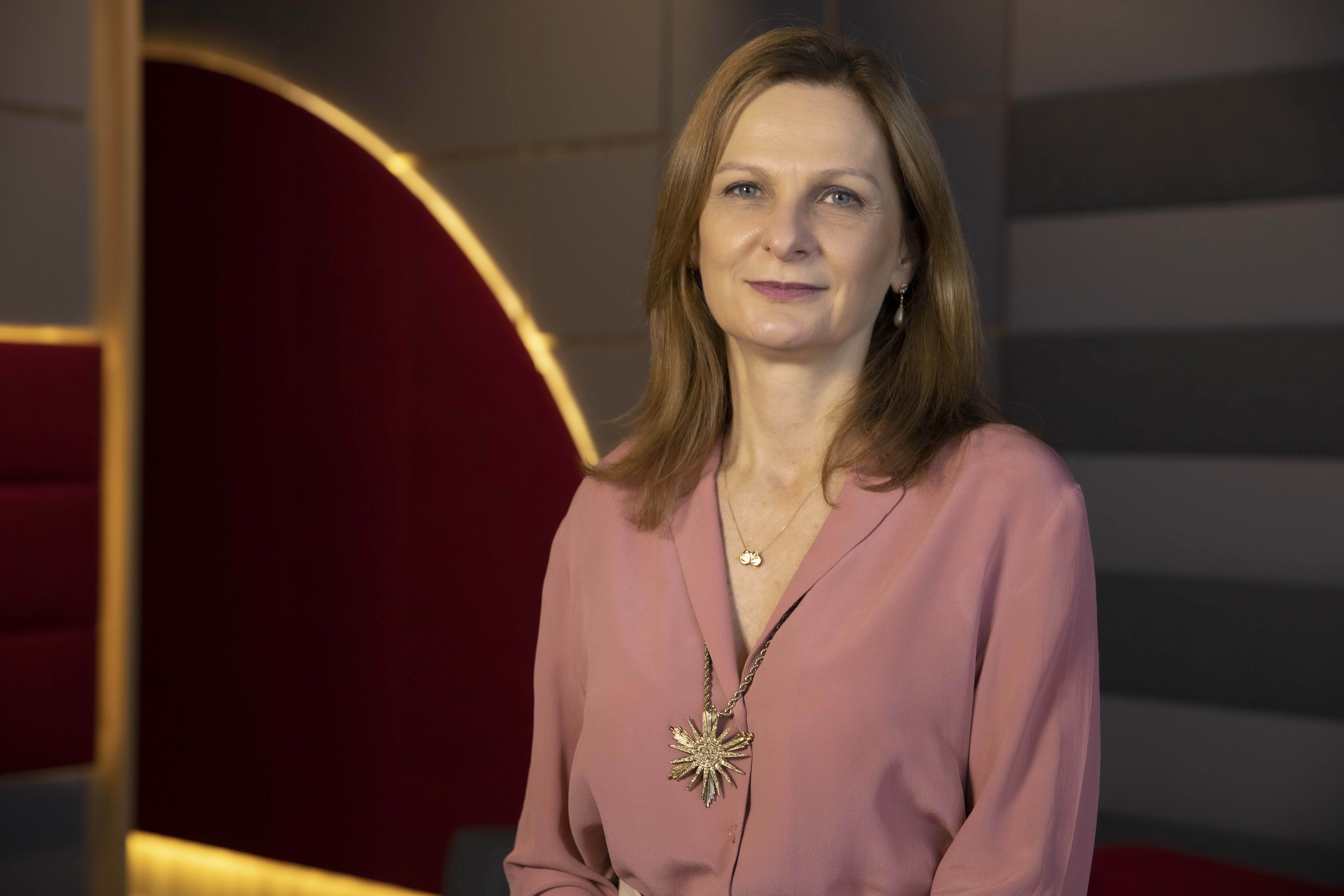 Economista Ana Paula Vescovi deixa o Santander Brasil após sete anos Economista Ana Paula Vescovi deixa o Santander Brasil após sete anos