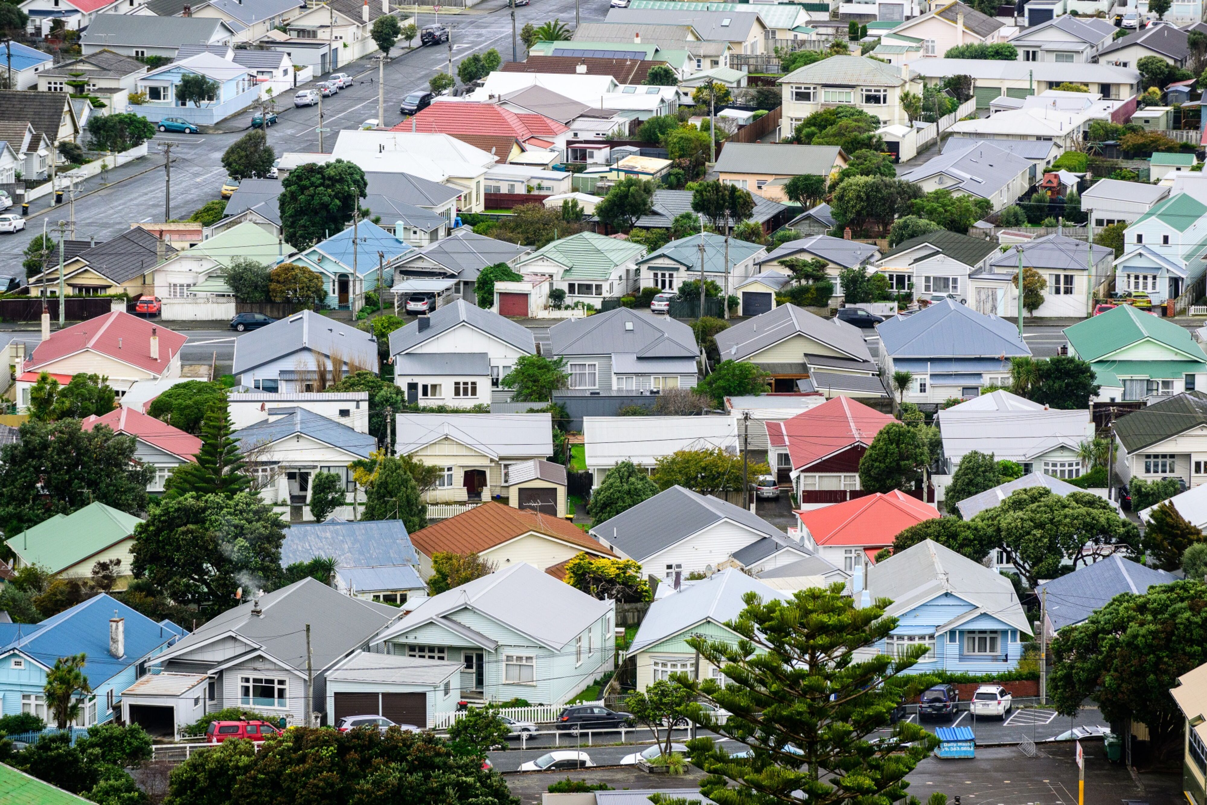 New Zealand's population has risen to its highest level since 1946