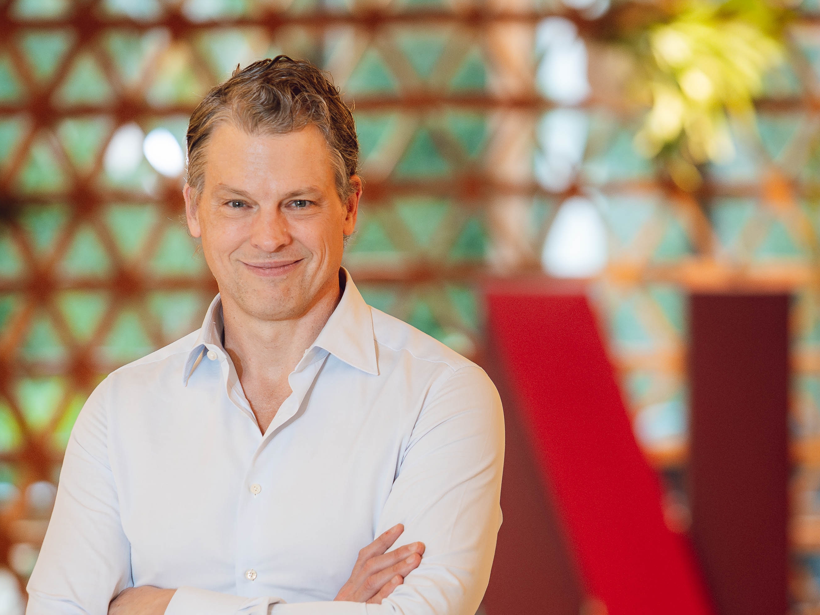 Netflix mira eventos ao vivo no Brasil e vai crescer em videocasts, diz co-CEO global