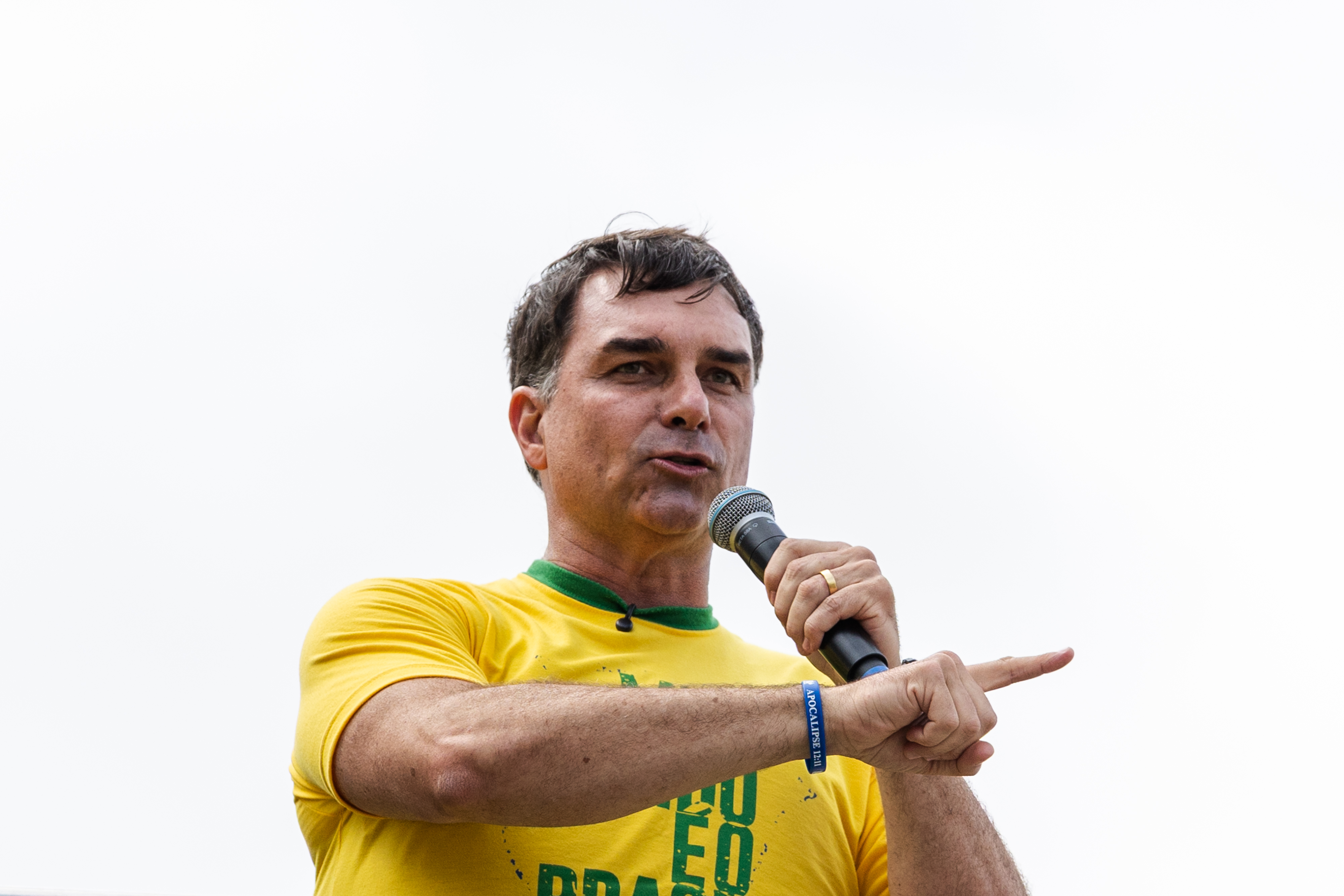 Flávio leva a reta final da campanha ao embate com o STF e ao impeachment de Moraes Flávio leva a reta final da campanha ao embate com o STF e ao impeachment de Moraes