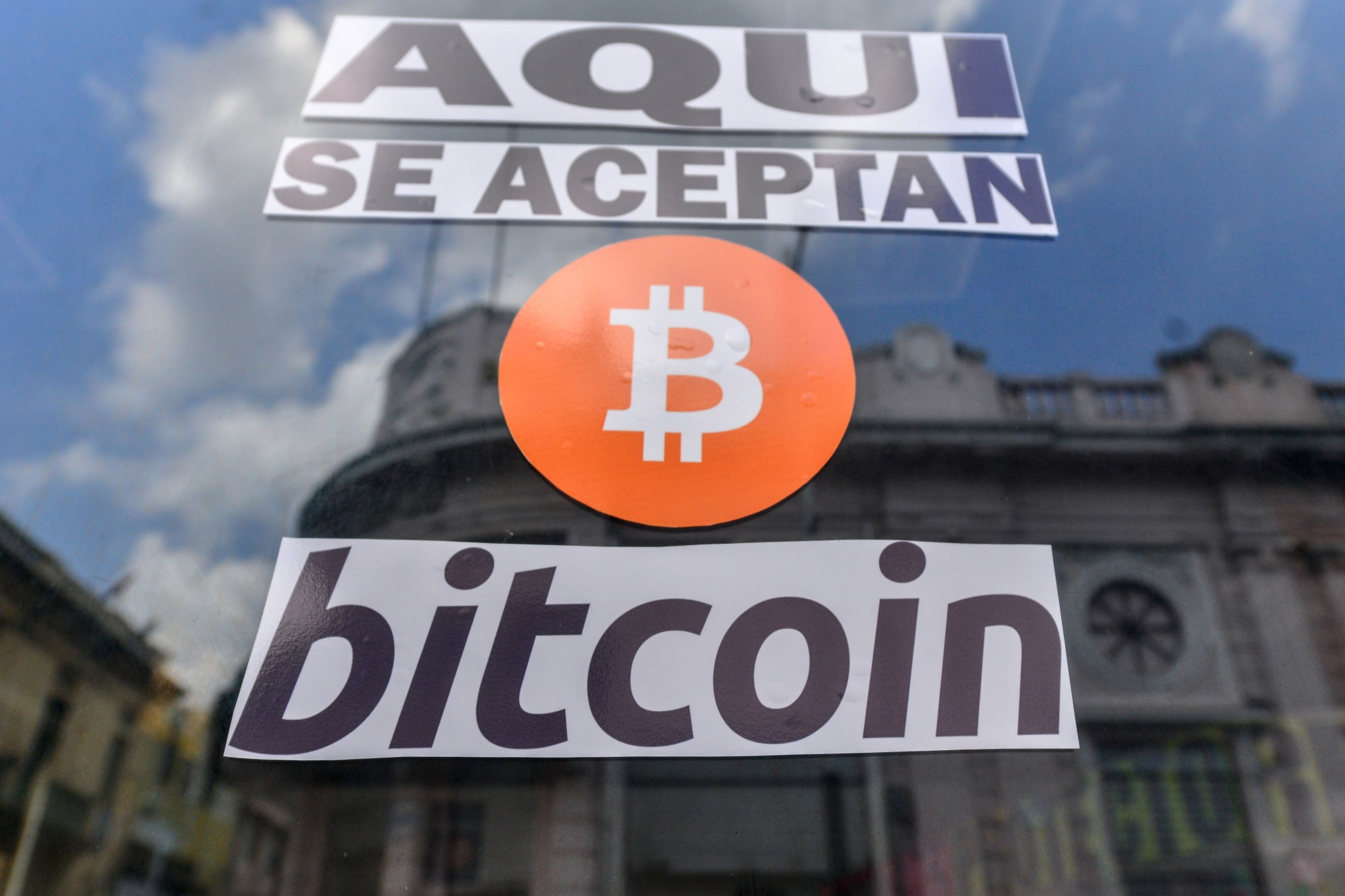 Bitcoin no será obstáculo para acuerdo con FMI: banco central de El Salvador
