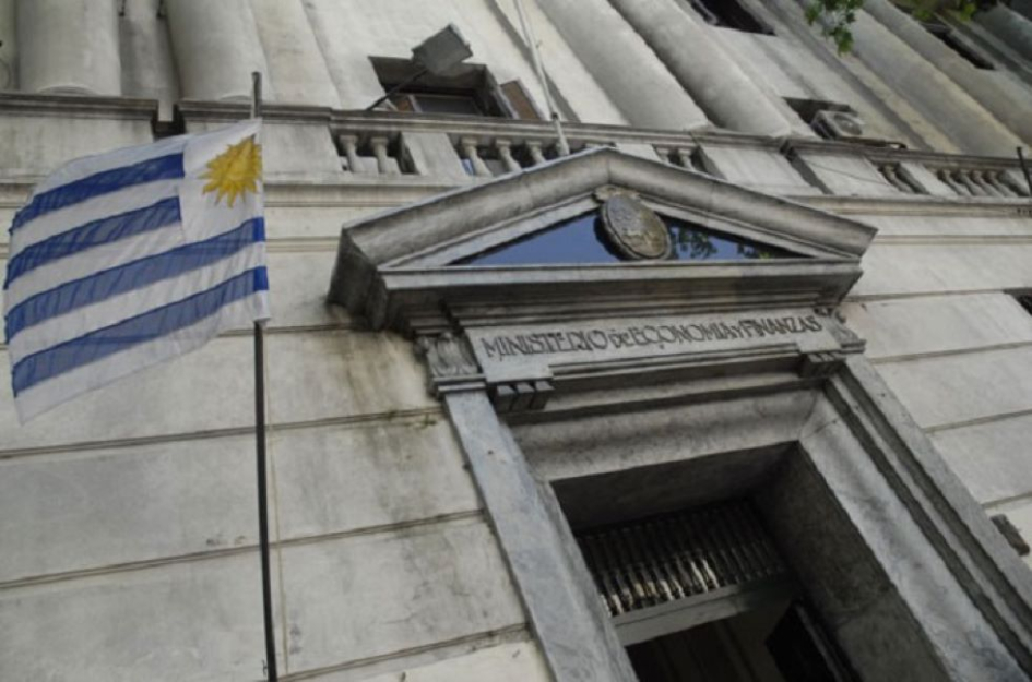 Banco Mundial señala los obstáculos de Uruguay para crecer más y generar empleo Banco Mundial señala los obstáculos de Uruguay para crecer más y generar empleo