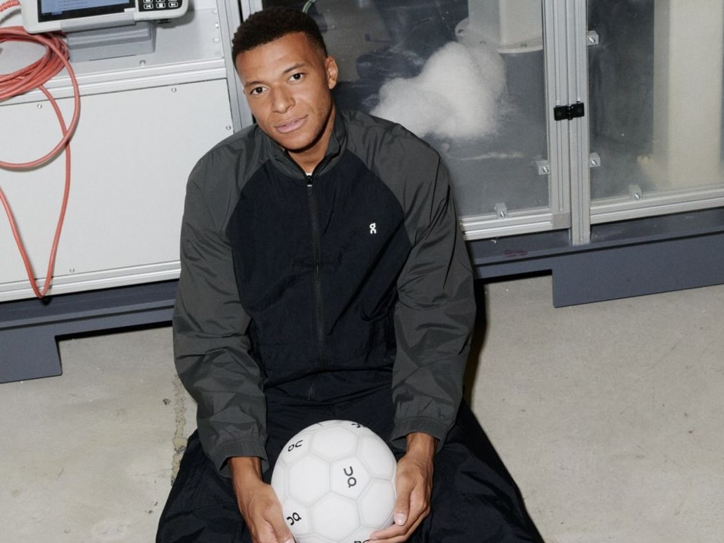 Mbappé cambia Nike por On: acciones, precios objetivo y la apuesta por el fútbol
