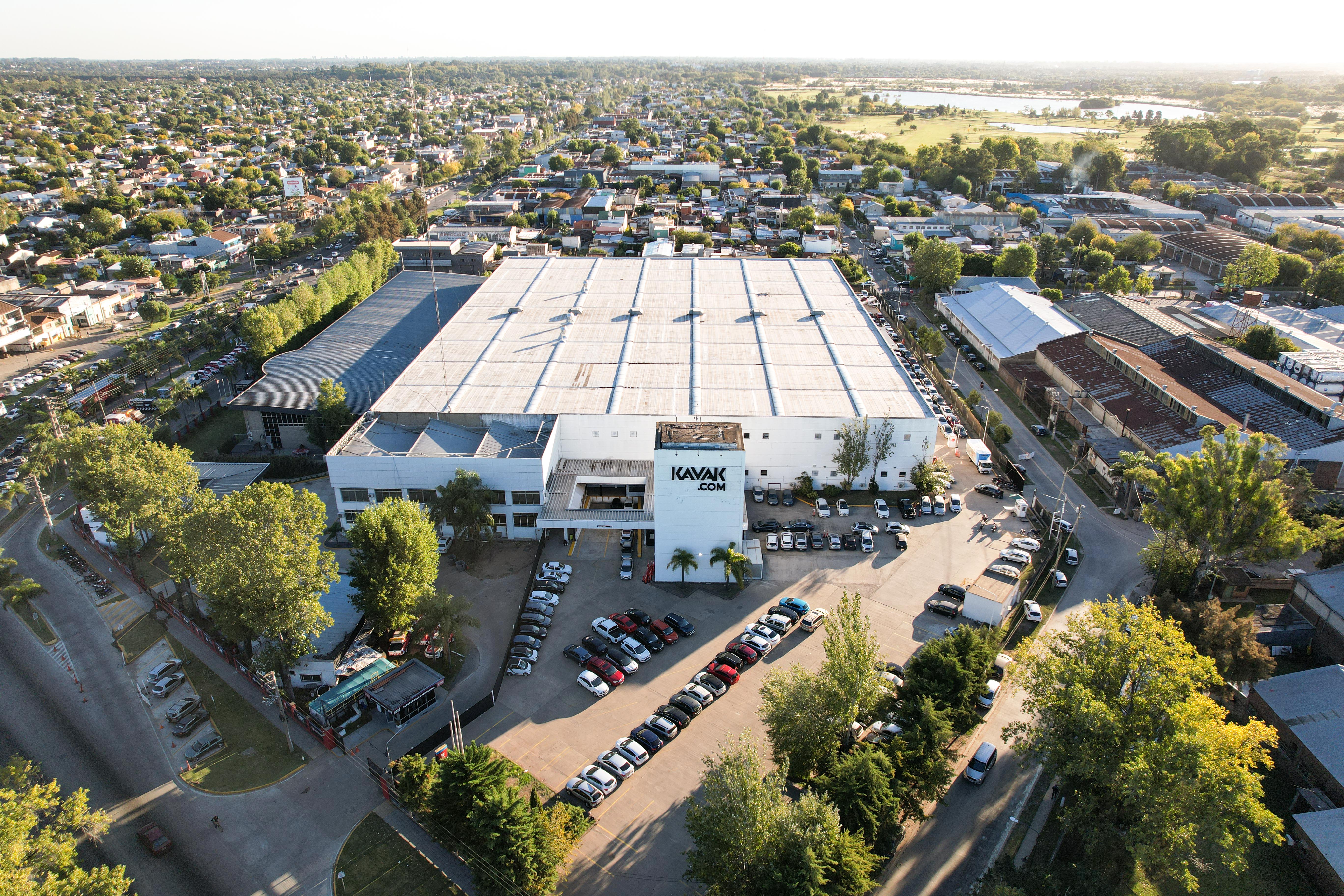 Por que a mexicana Kavak, depois de tomar dívida, decidiu entrar no Oriente Médio 