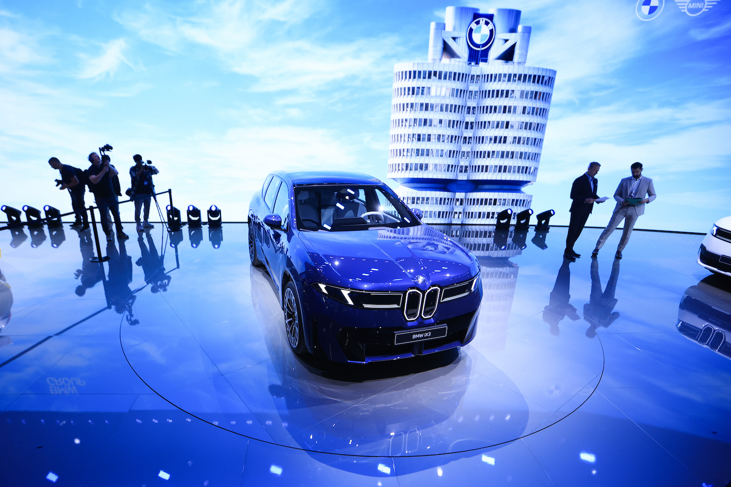 BMW aposta em diversificação para liderar o mercado premium no Brasil, segundo a CEO