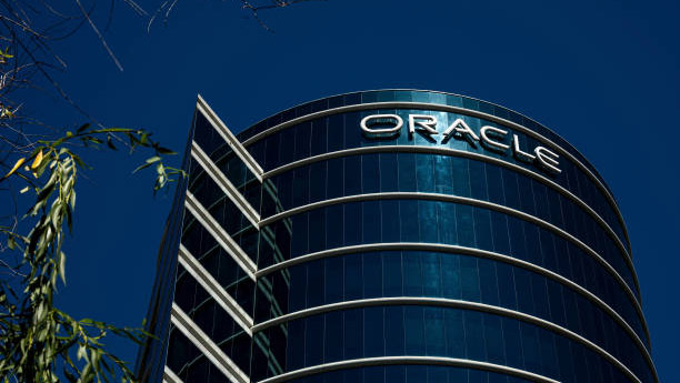 Acción de Oracle se desplomó por dudas sobre la IA, pero Wall Street ve espacio para invertir Acción de Oracle se desplomó por dudas sobre la IA, pero Wall Street ve espacio para invertir
