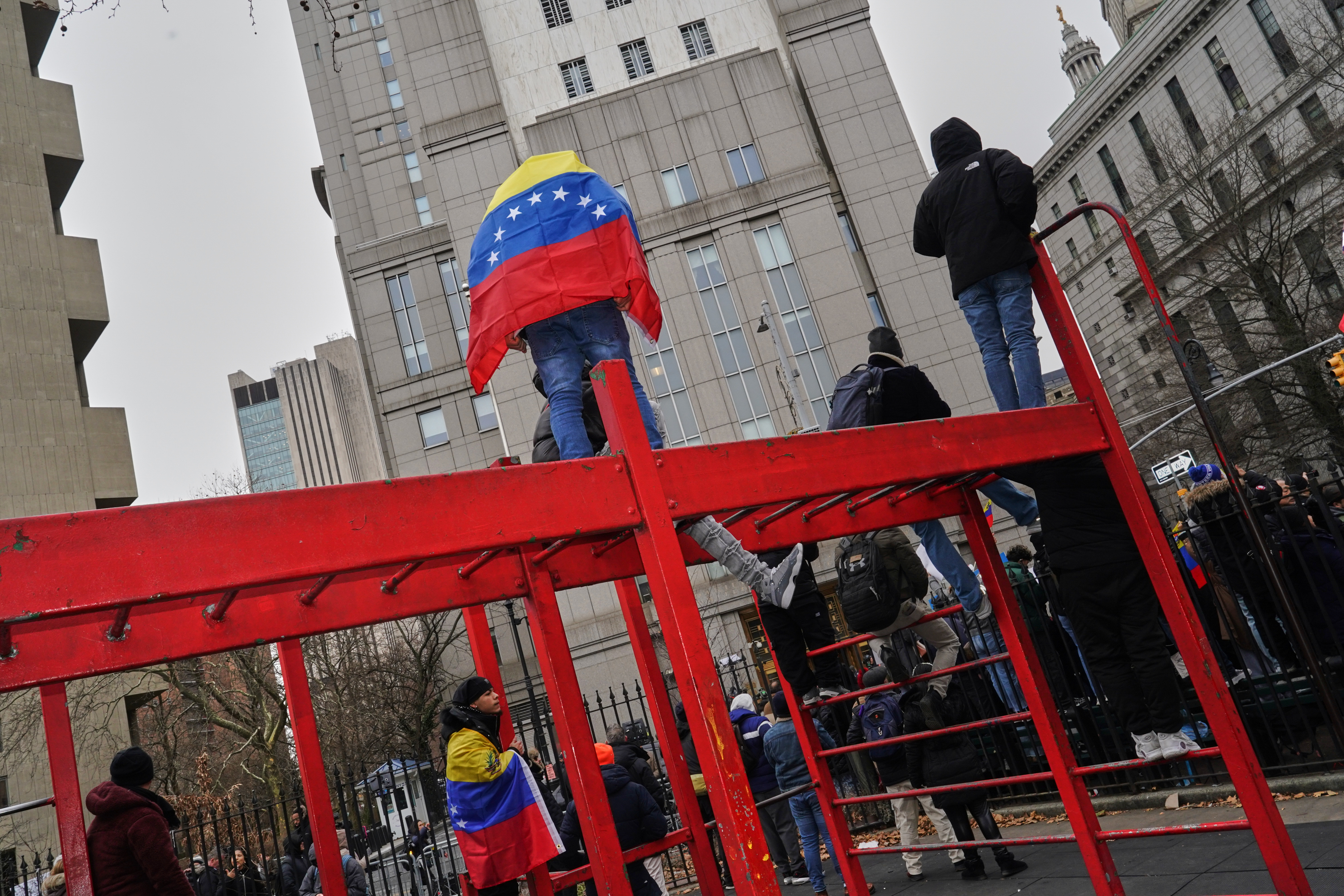 Wells Fargo mantém visão de guinada à direita na América Latina após captura de Maduro