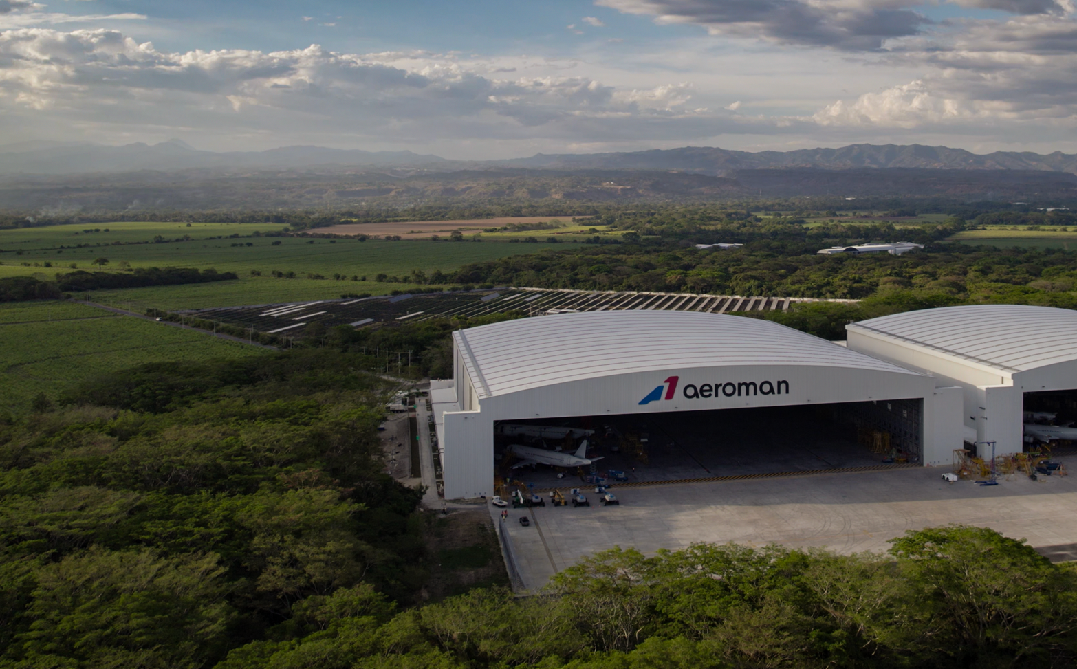 AAR acuerda adquirir participación mayoritaria en empresa salvadoreña de mantenimiento de aeronaves