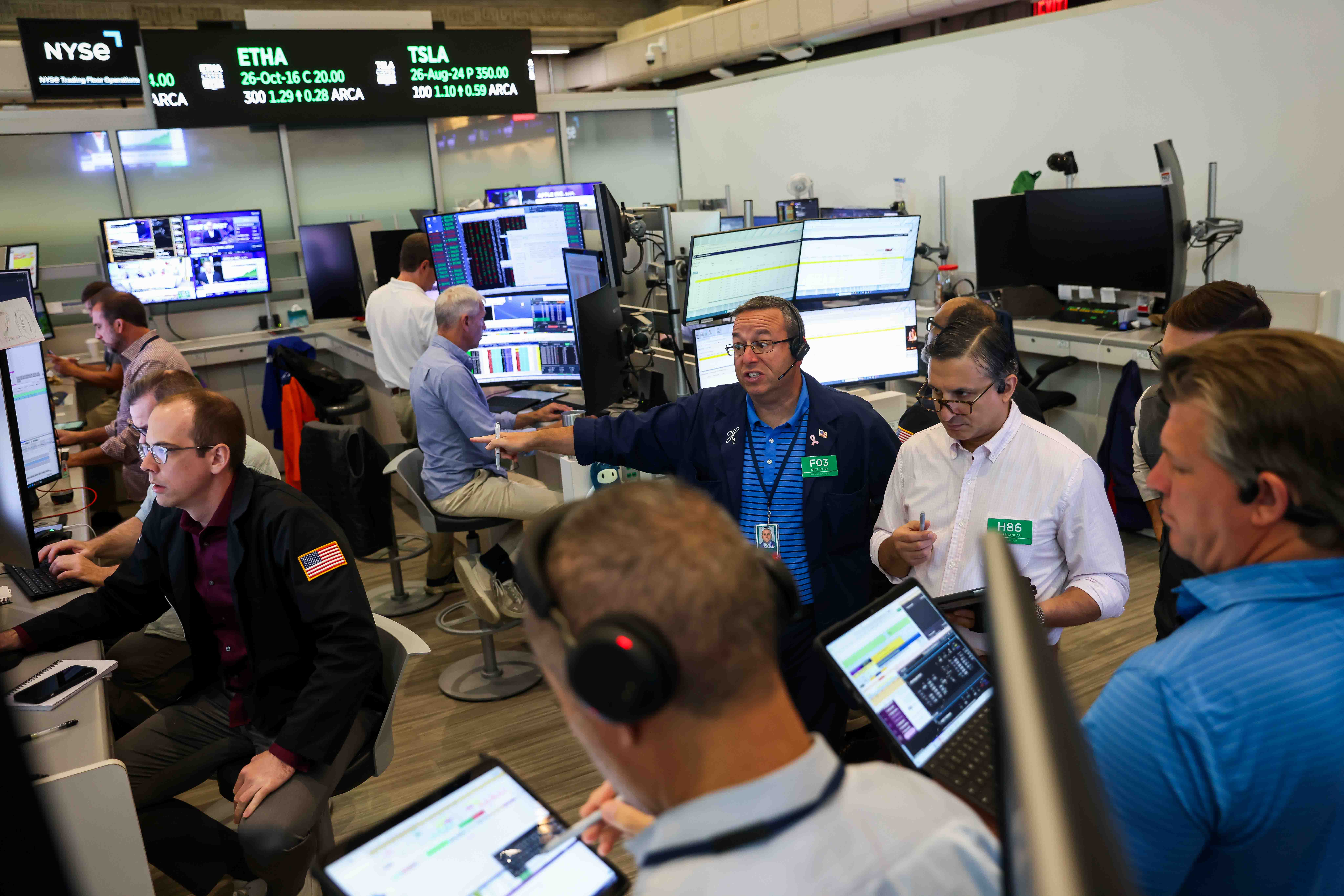 S&P 500 cae tras las dudas sobre los ingresos de OpenAI y el financiamiento de la IA