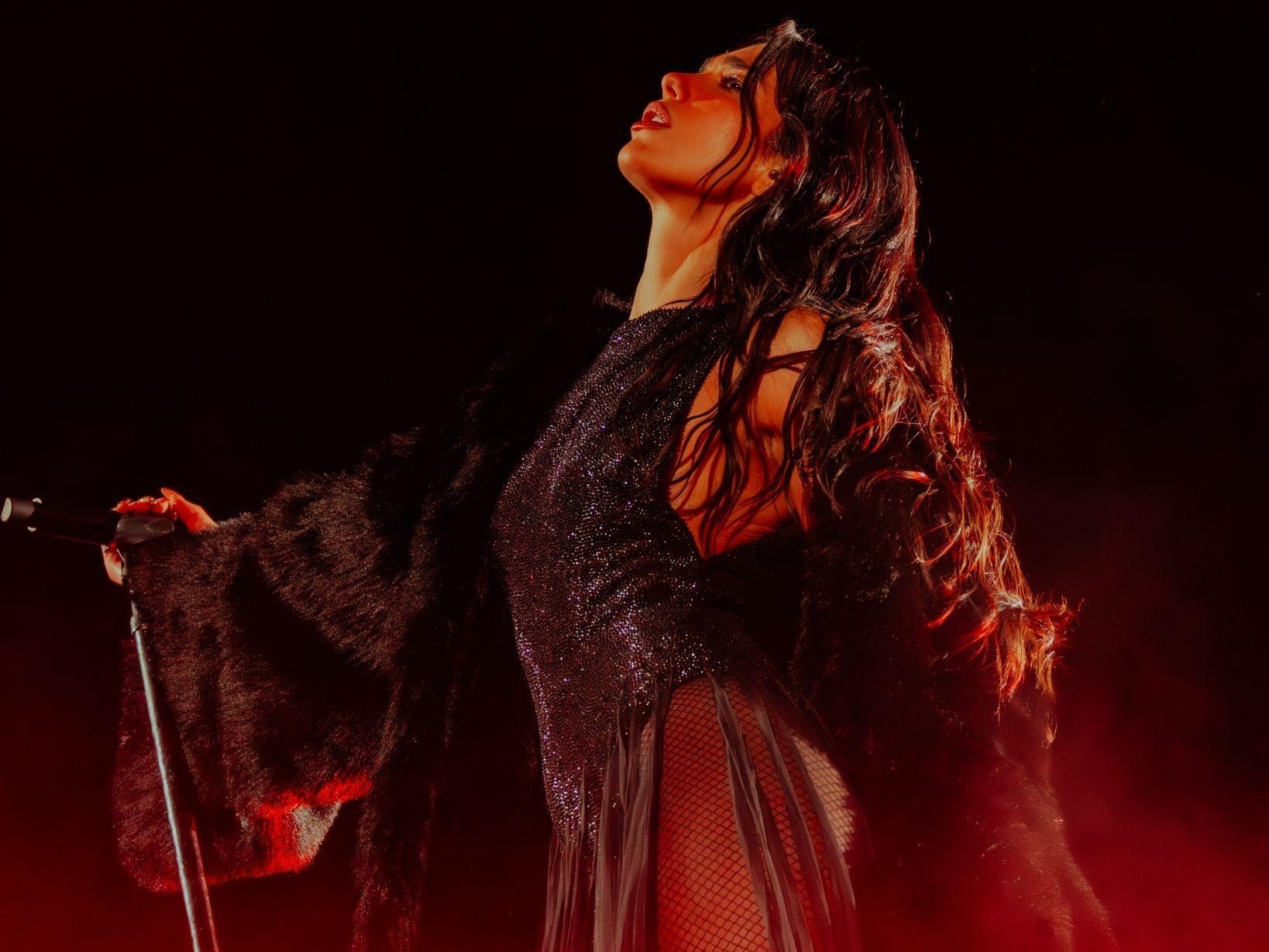 Dua Lipa apuesta por YouTube para lanzar película de su concierto grabado en México