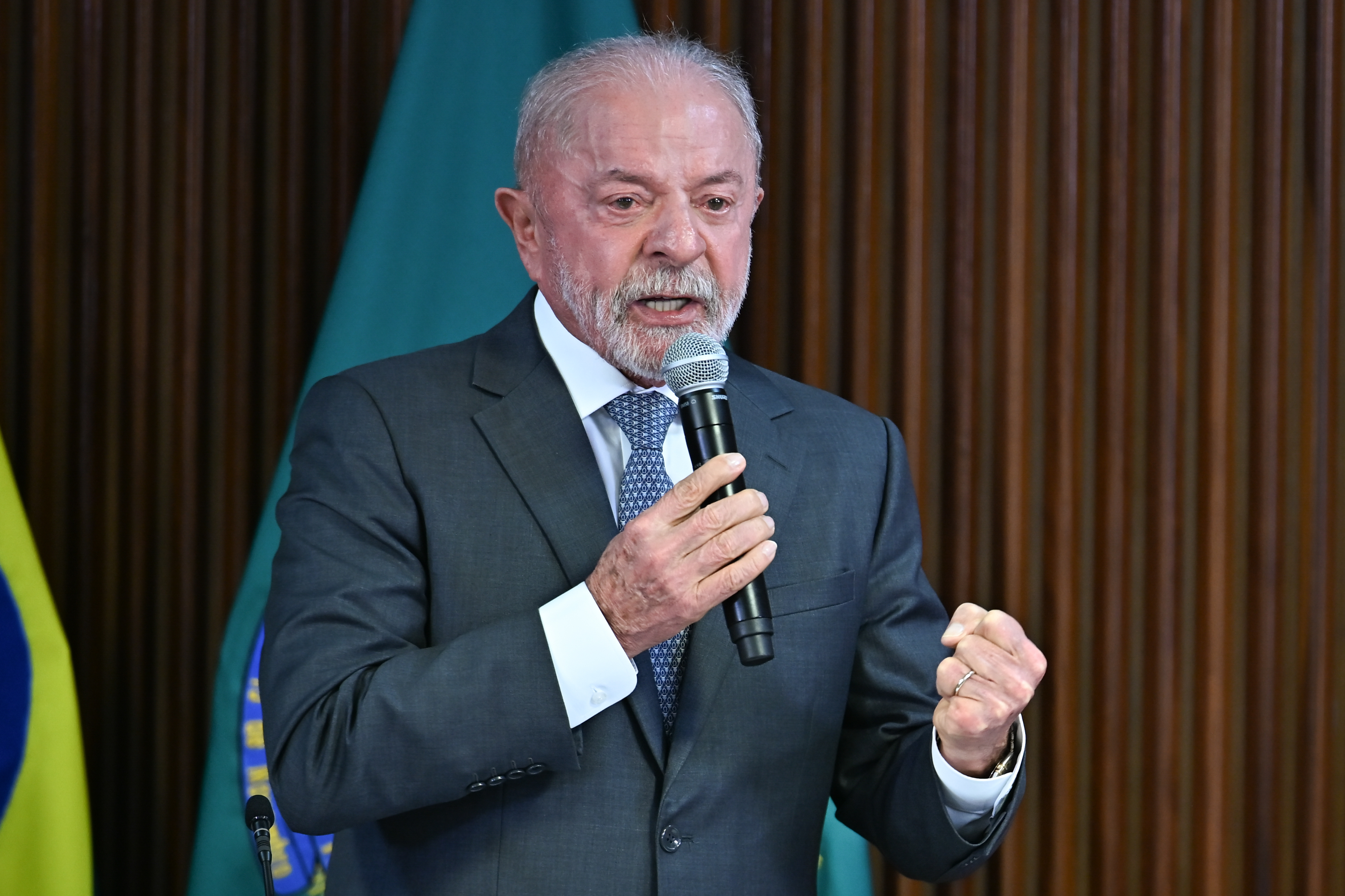 No todas las decisiones de Trump contra Brasil benefician a Lula en las elecciones: experto No todas las decisiones de Trump contra Brasil benefician a Lula en las elecciones: experto
