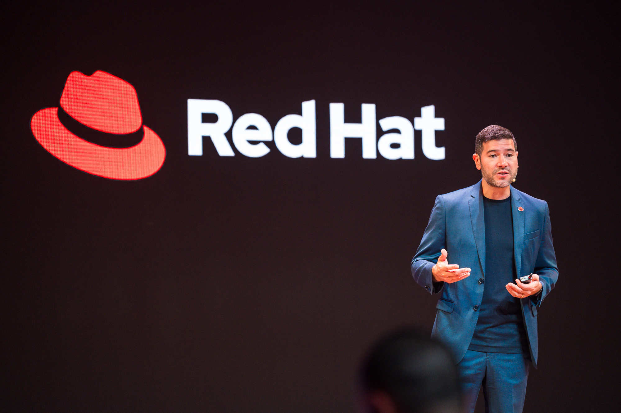 Red Hat une nuvem híbrida e automação à inteligência artificial, alcançando o patamar perfeito para a inovação