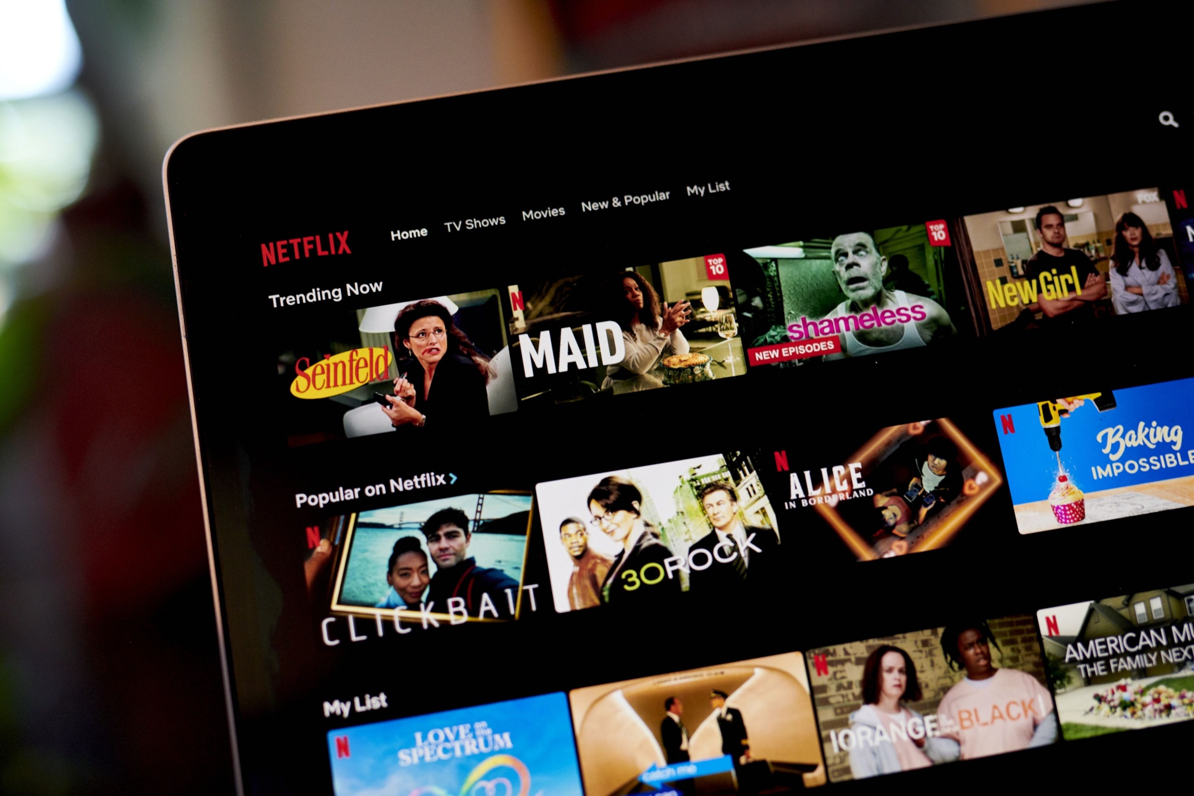 Netflix volta atrás sobre postagem com regras de compartilhamento