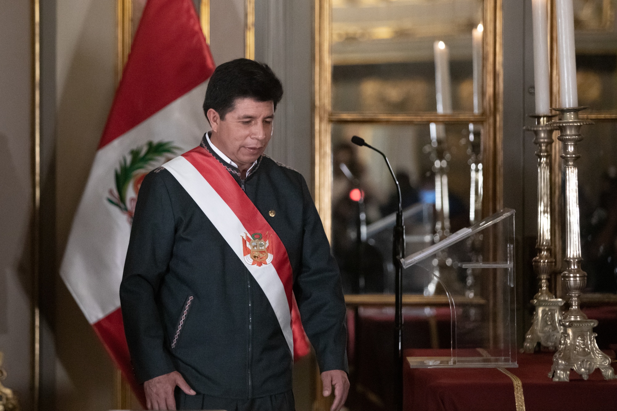 Pedro Castillo sofre impeachment no Peru e é detido após tentativa de golpe Pedro Castillo sofre impeachment no Peru e é detido após tentativa de golpe