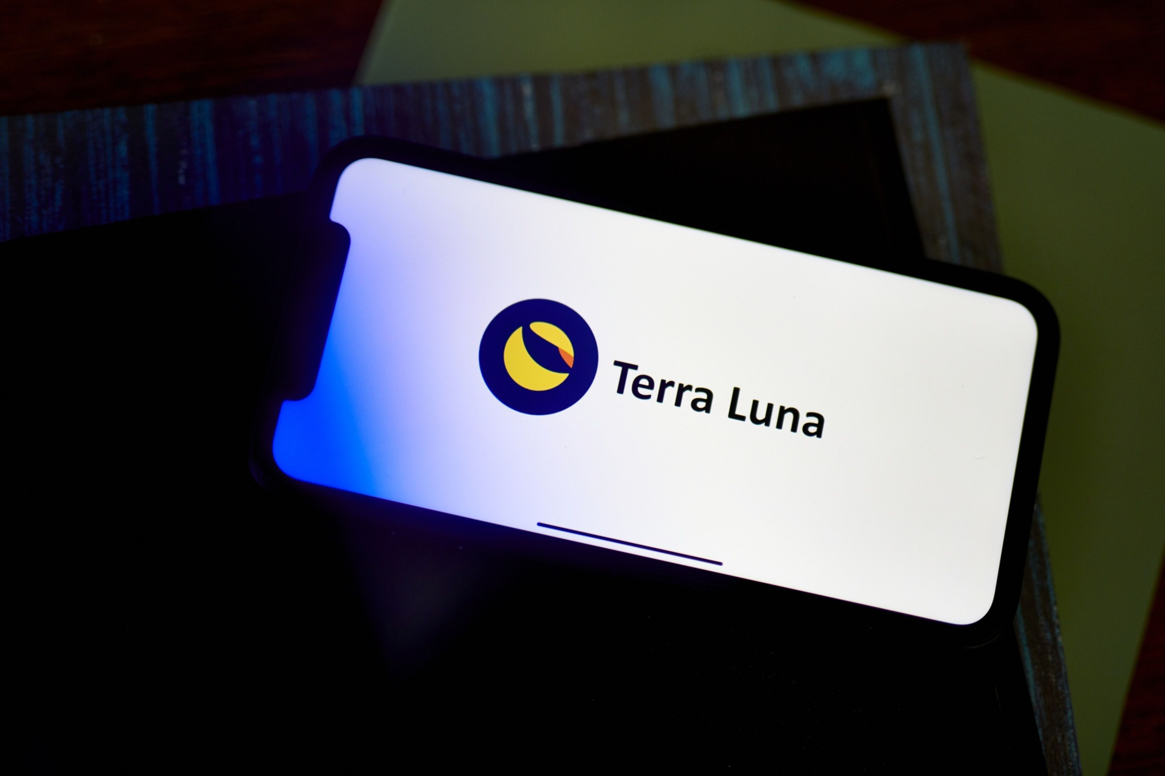 Fanáticos de Luna ven ganancias magras desde relanzamiento del fallido token