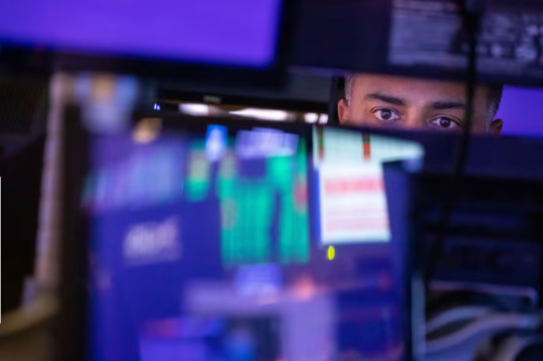 Así cierra el riesgo país en 2025 en Latinoamérica