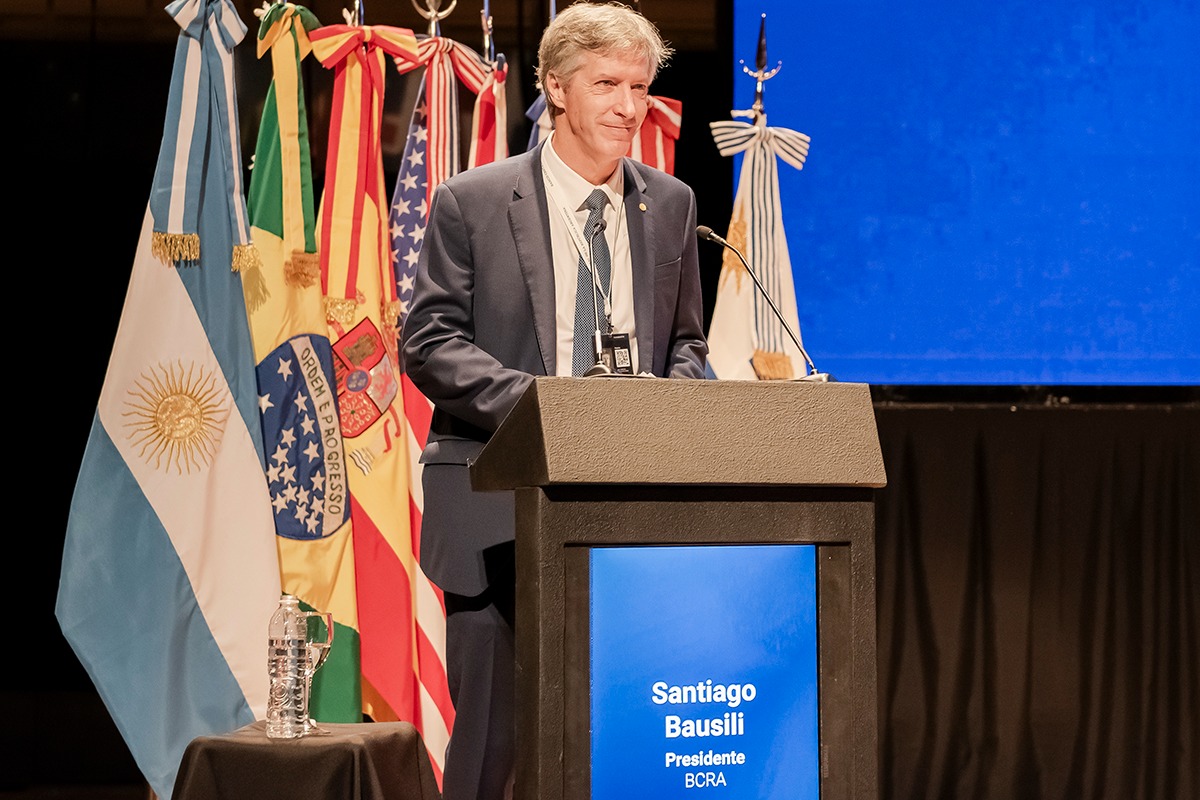 Compras del BCRA orillan los US$3.000 millones en 2026 tras ingreso de dólares de Entre Ríos