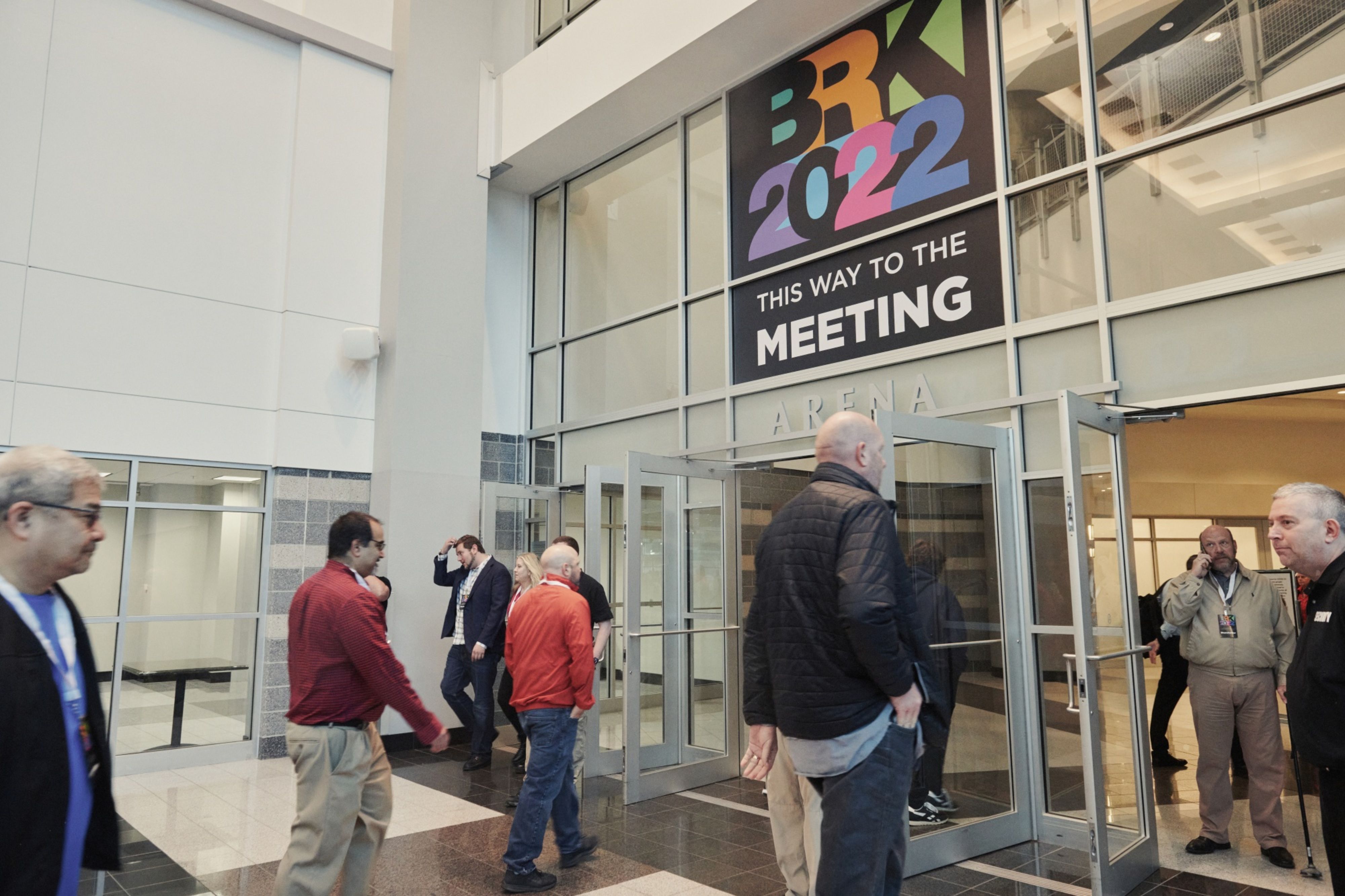 Warren Buffett: 7 pontos relevantes da reunião anual da Berkshire Hathaway