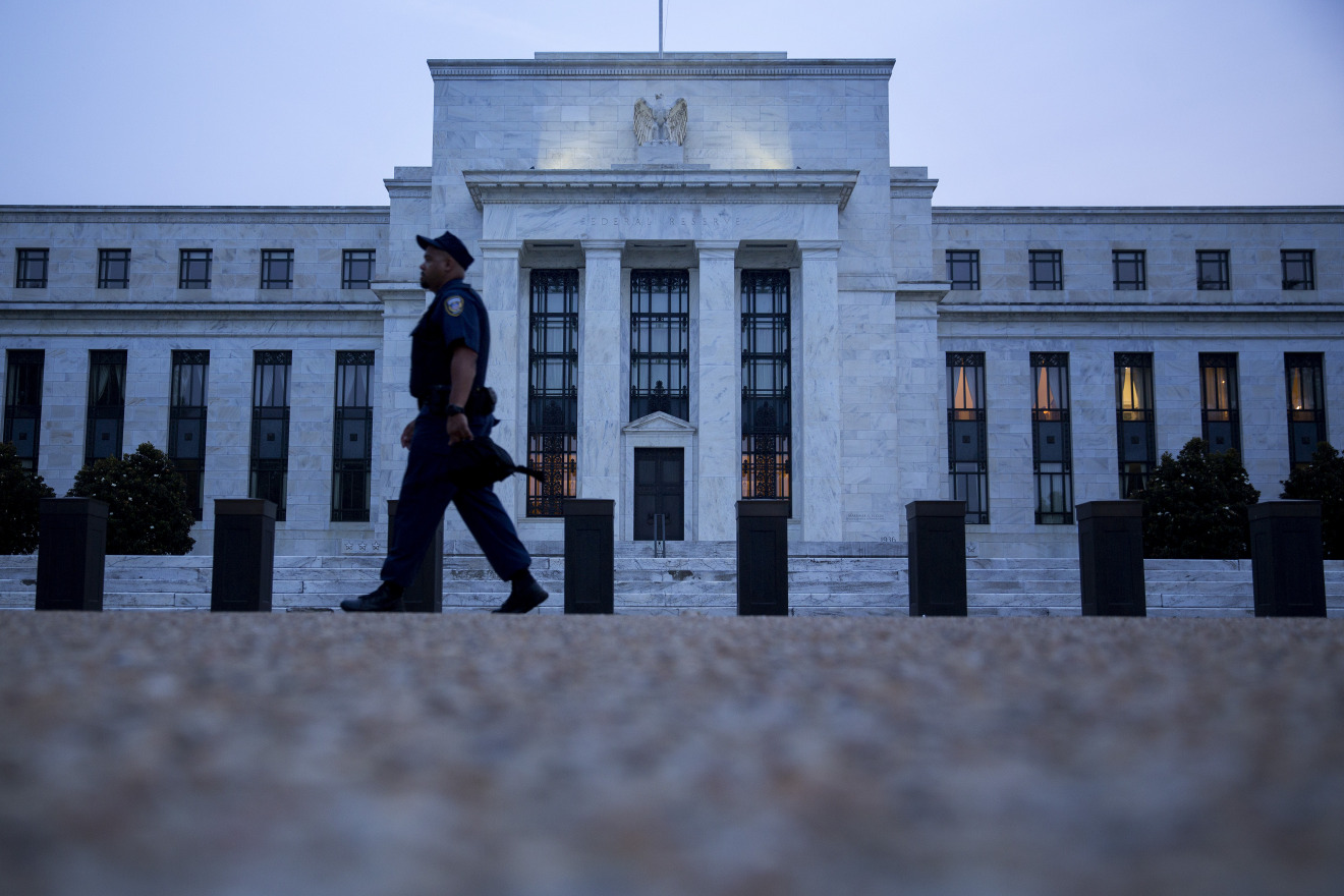 Por qué es poco probable que la Fed recorte su tasa en 2026