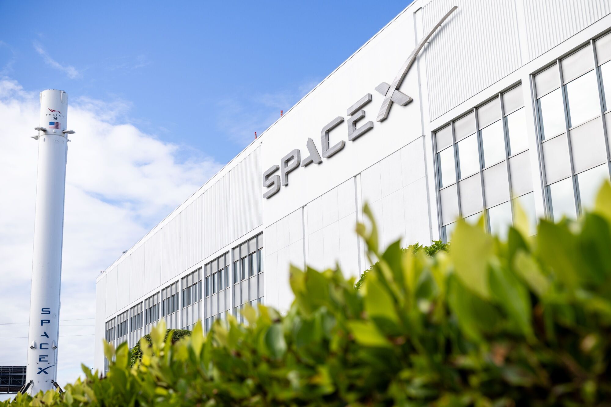 Hoy termina el primer bloqueo de acciones de SpaceX: las 5 claves antes de invertir