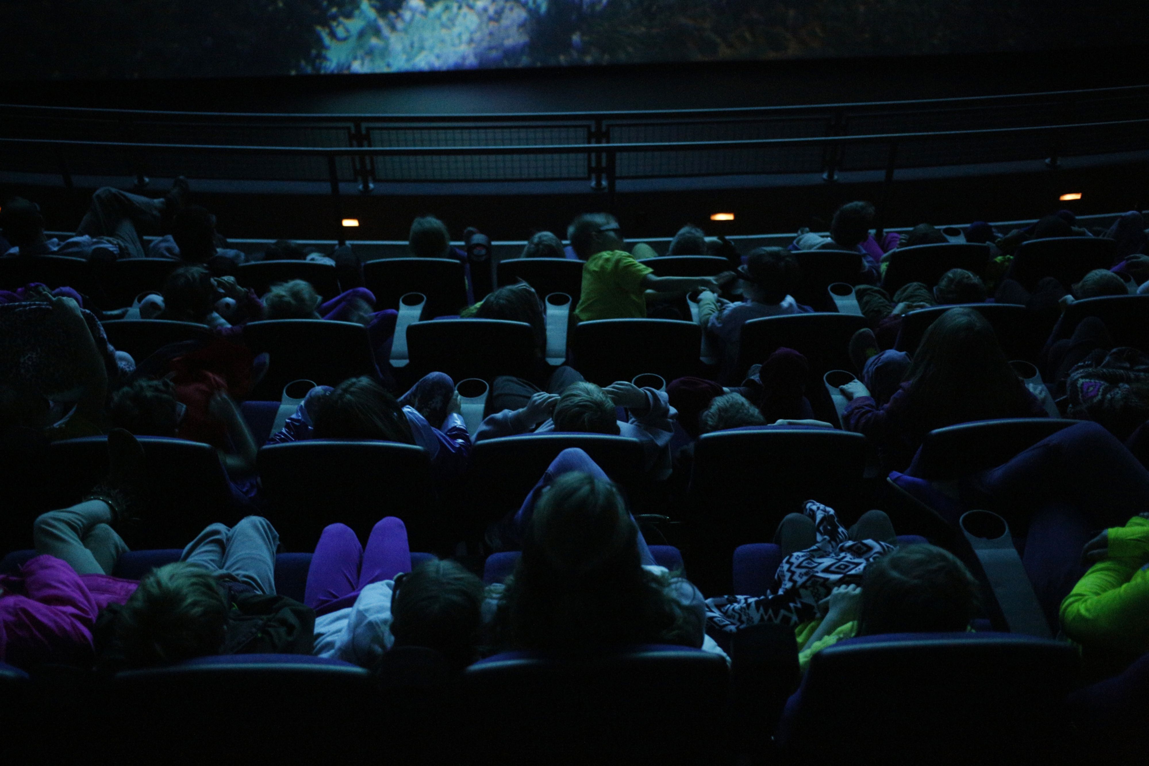 Transforma Cualquier Espacio en una Sala de Cine - Descubre el Mini Pr –  Multiventas Panama