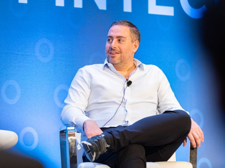 Passoni, ex-SoftBank: Passado o boom, empresas serão vendidas ‘por quase nada’ Passoni, ex-SoftBank: Passado o boom, empresas serão vendidas ‘por quase nada’