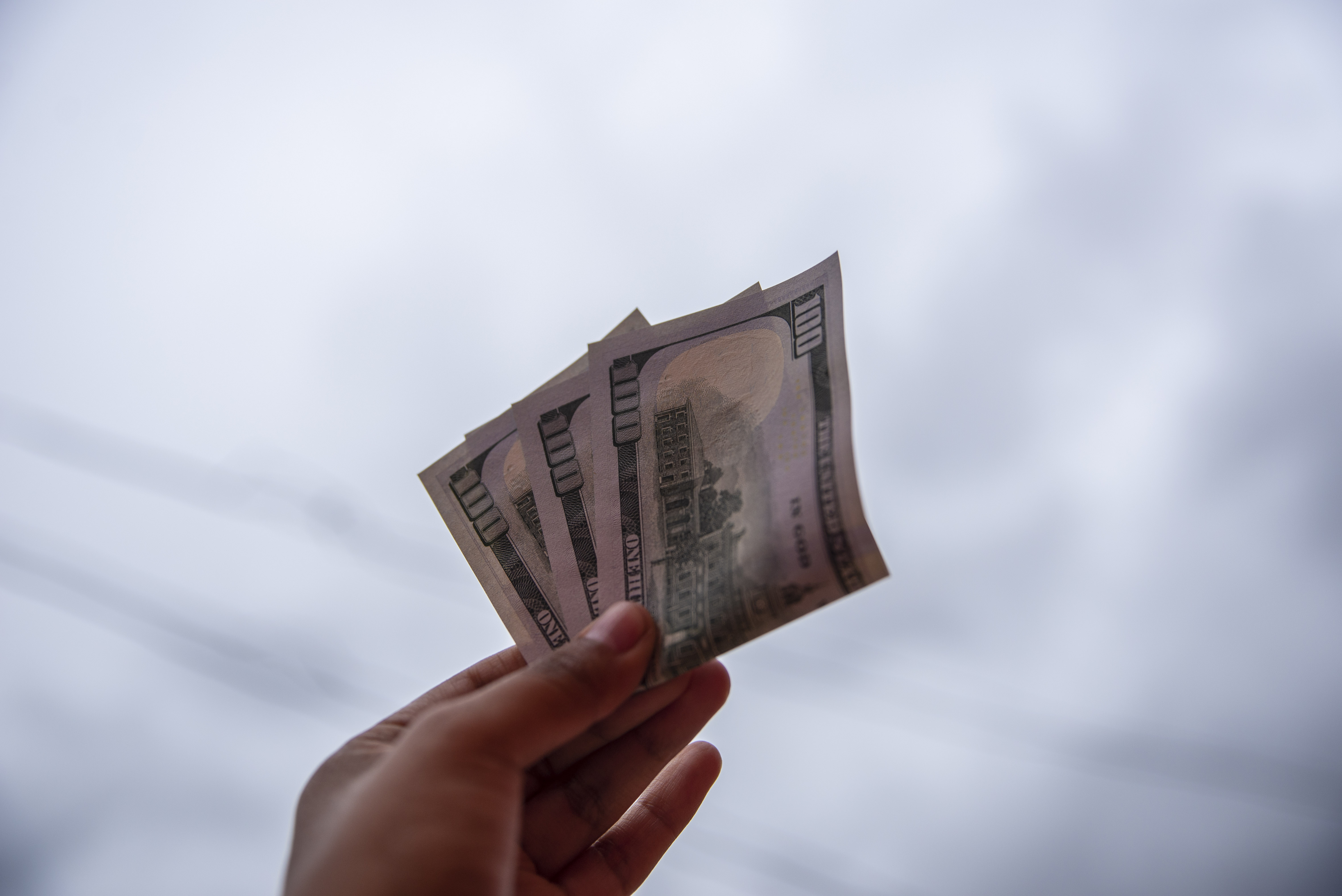 Presidente de Bolivia informó que empieza la devolución de dólares atrapados en el ‘corralito’