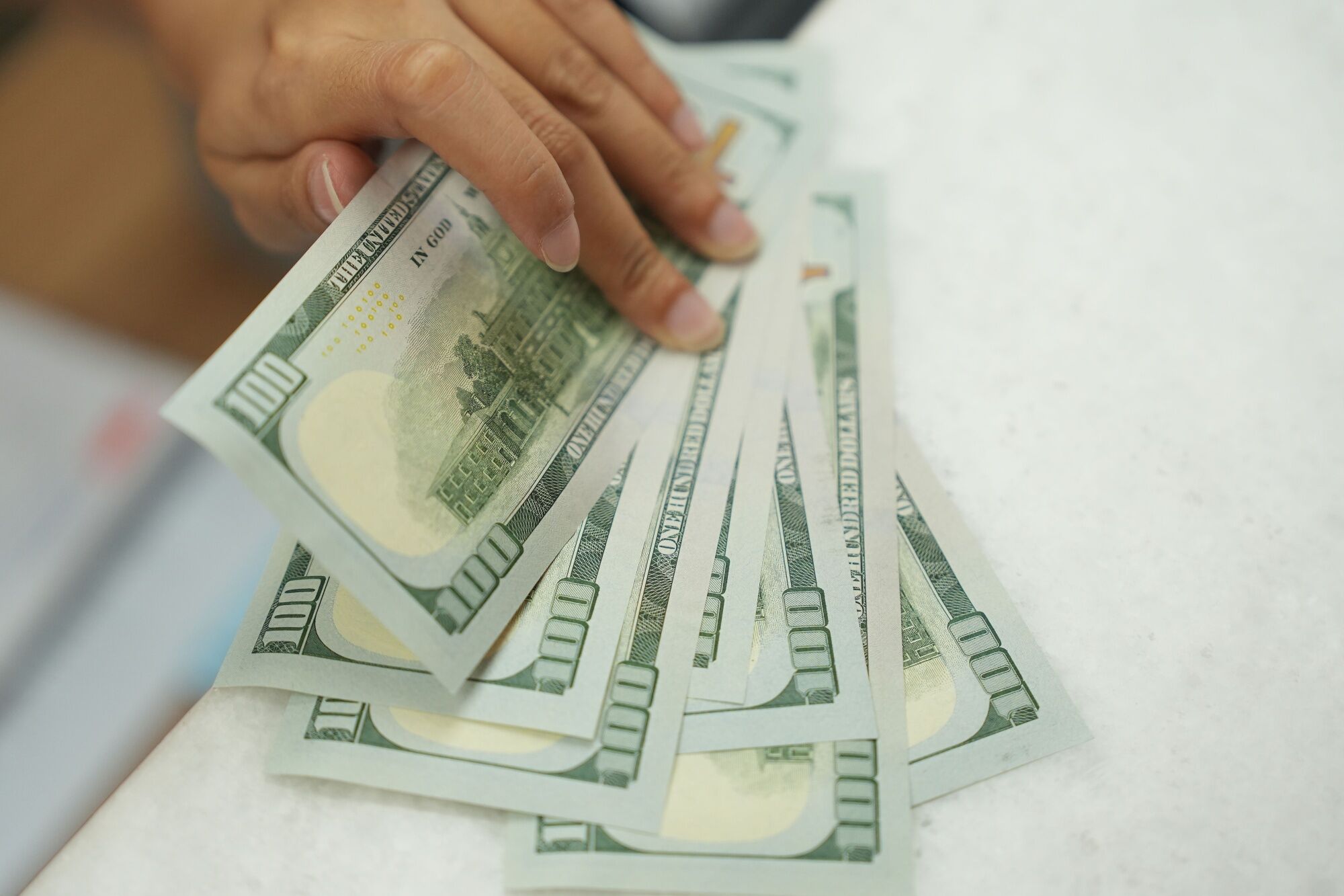 Para quiénes aplica el aumento del salario mínimo en California a partir de hoy 1 de julio