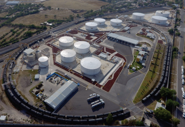 Terminal de combustibles de Grupo Simsa opera con normalidad pese a investigación de la Fiscalía mexicana