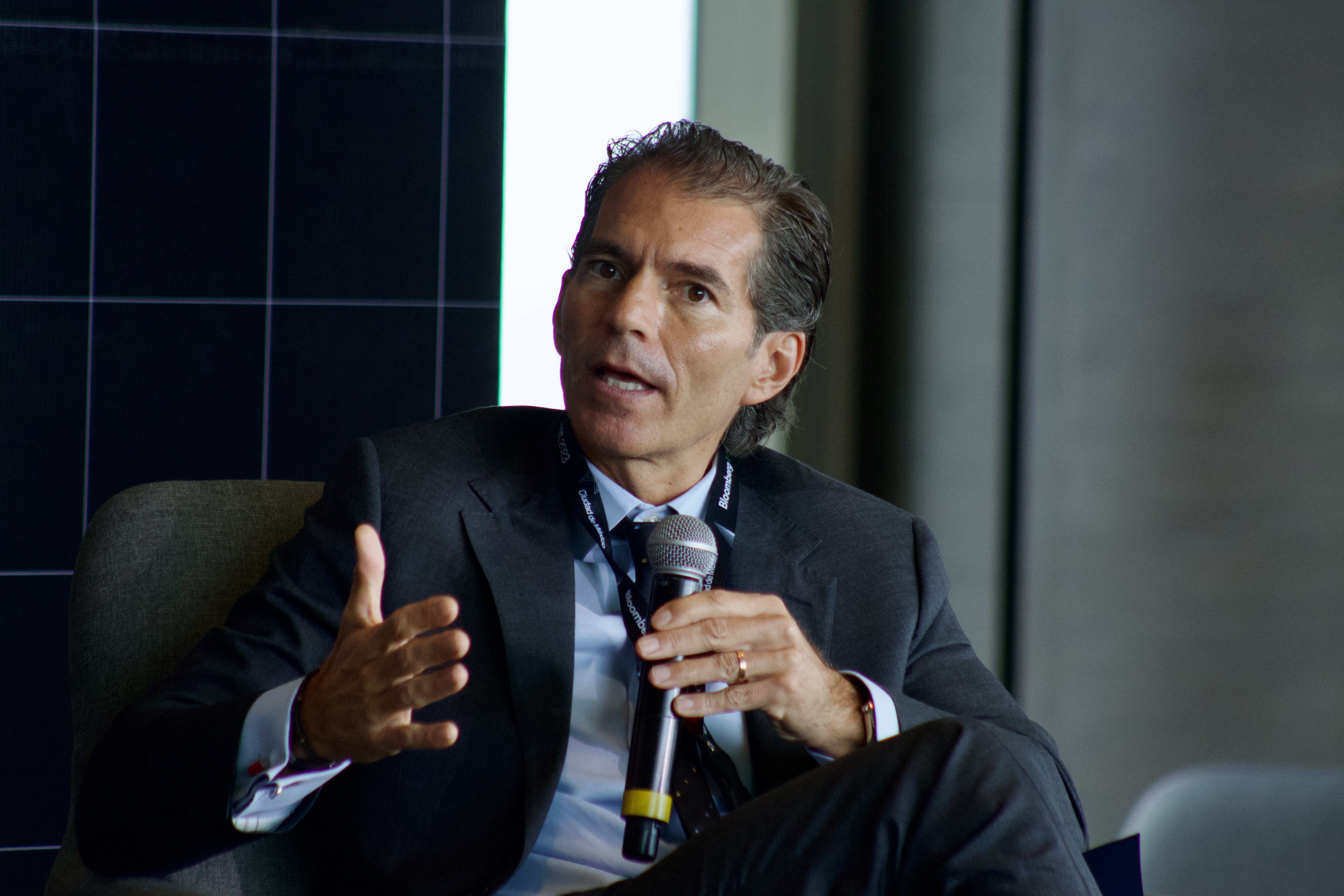 Iberdrola’s Sale of Power Plants to Mexico’s Government Still Pending Authorization