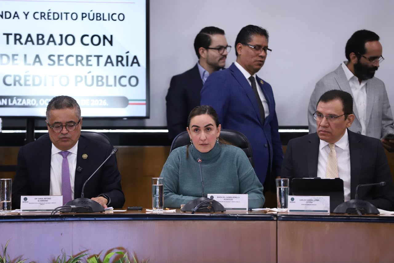 Subsecretaria de Hacienda afirma que riesgo país de México vinculado a Pemex se comprimió