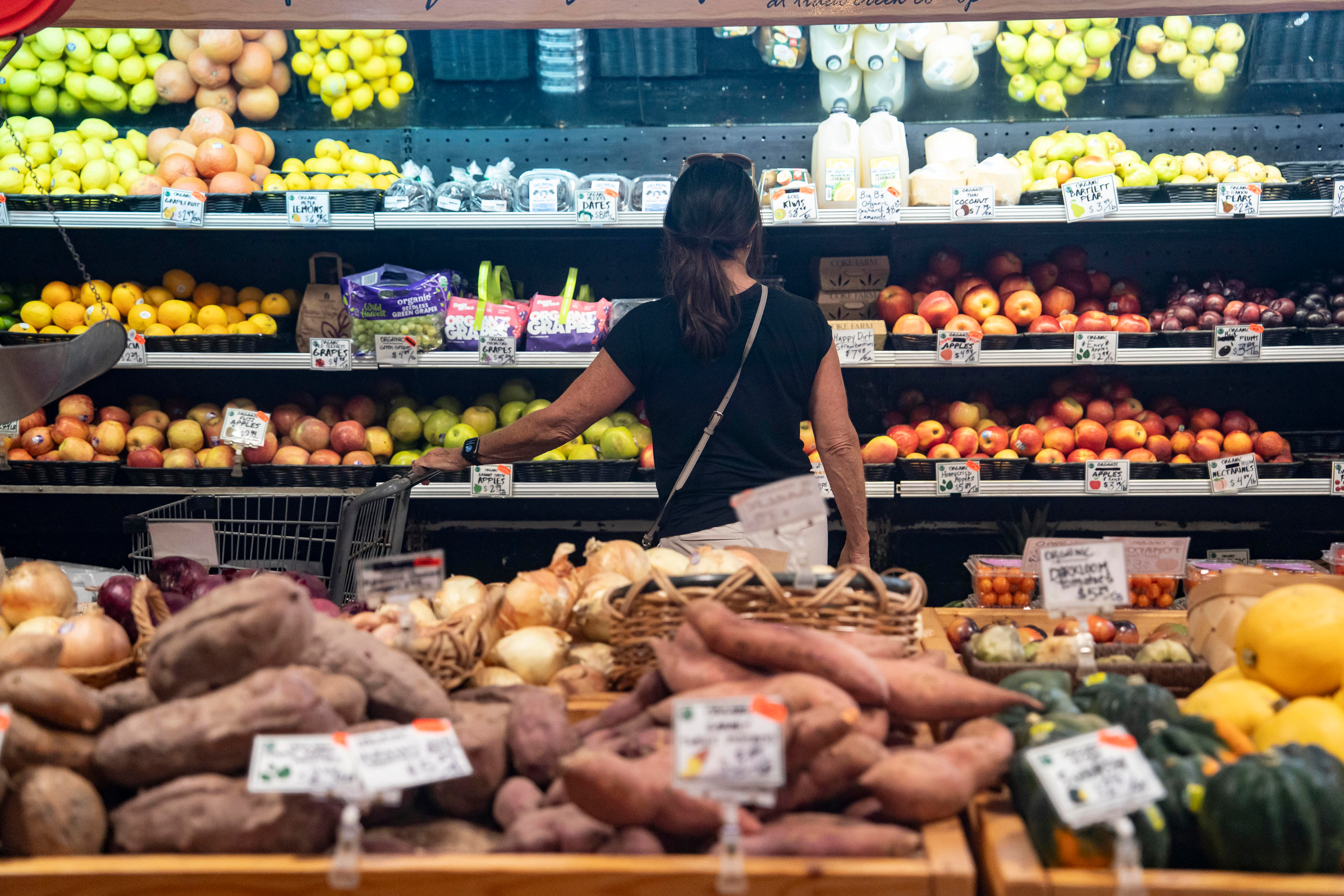 Latinoamérica sabe que desperdicia alimentos, pero sigue botando comida 