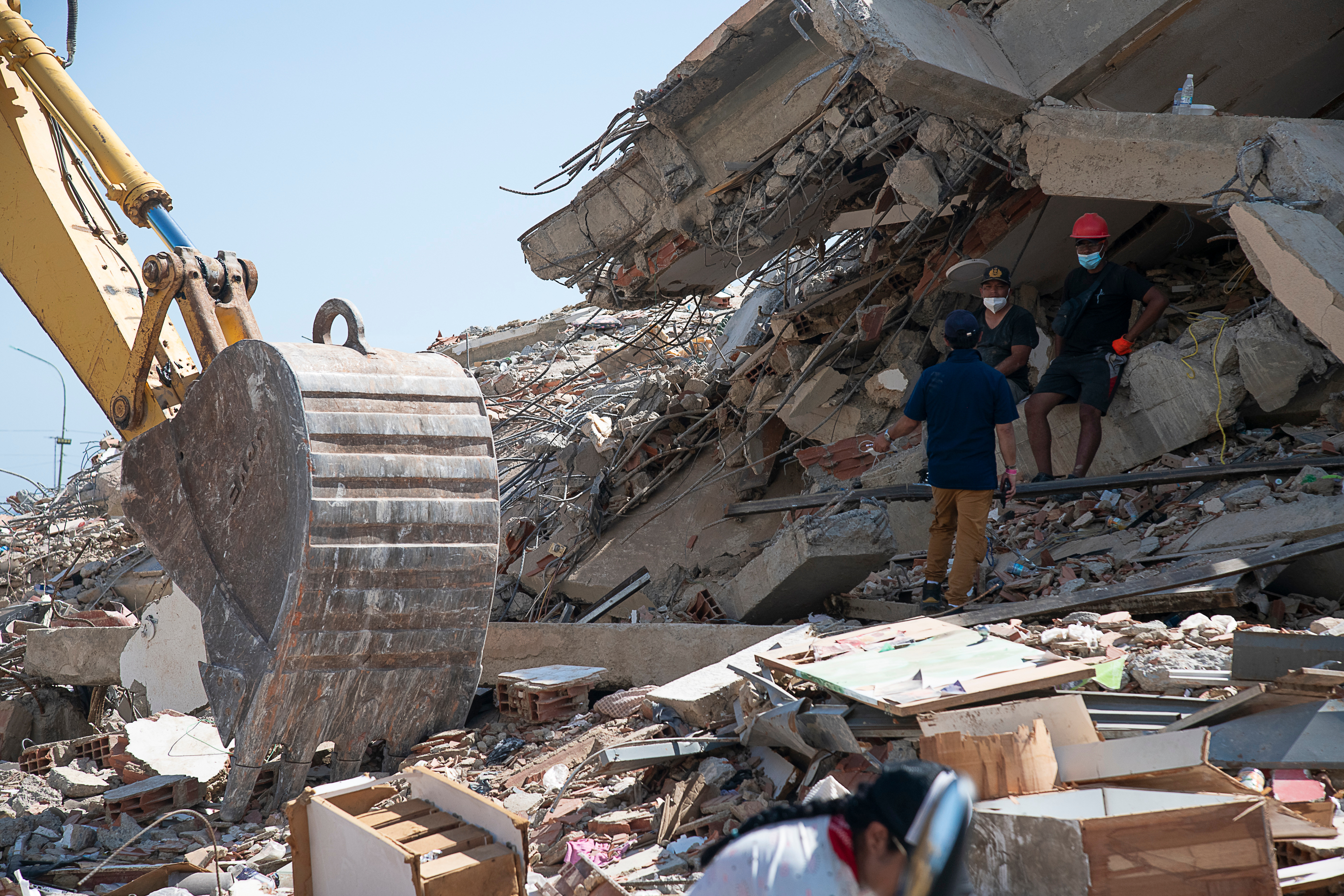 Fuerte temblor sacude a Caracas con epicentro en la zona afectada por el doble terremoto Fuerte temblor sacude a Caracas con epicentro en la zona afectada por el doble terremoto