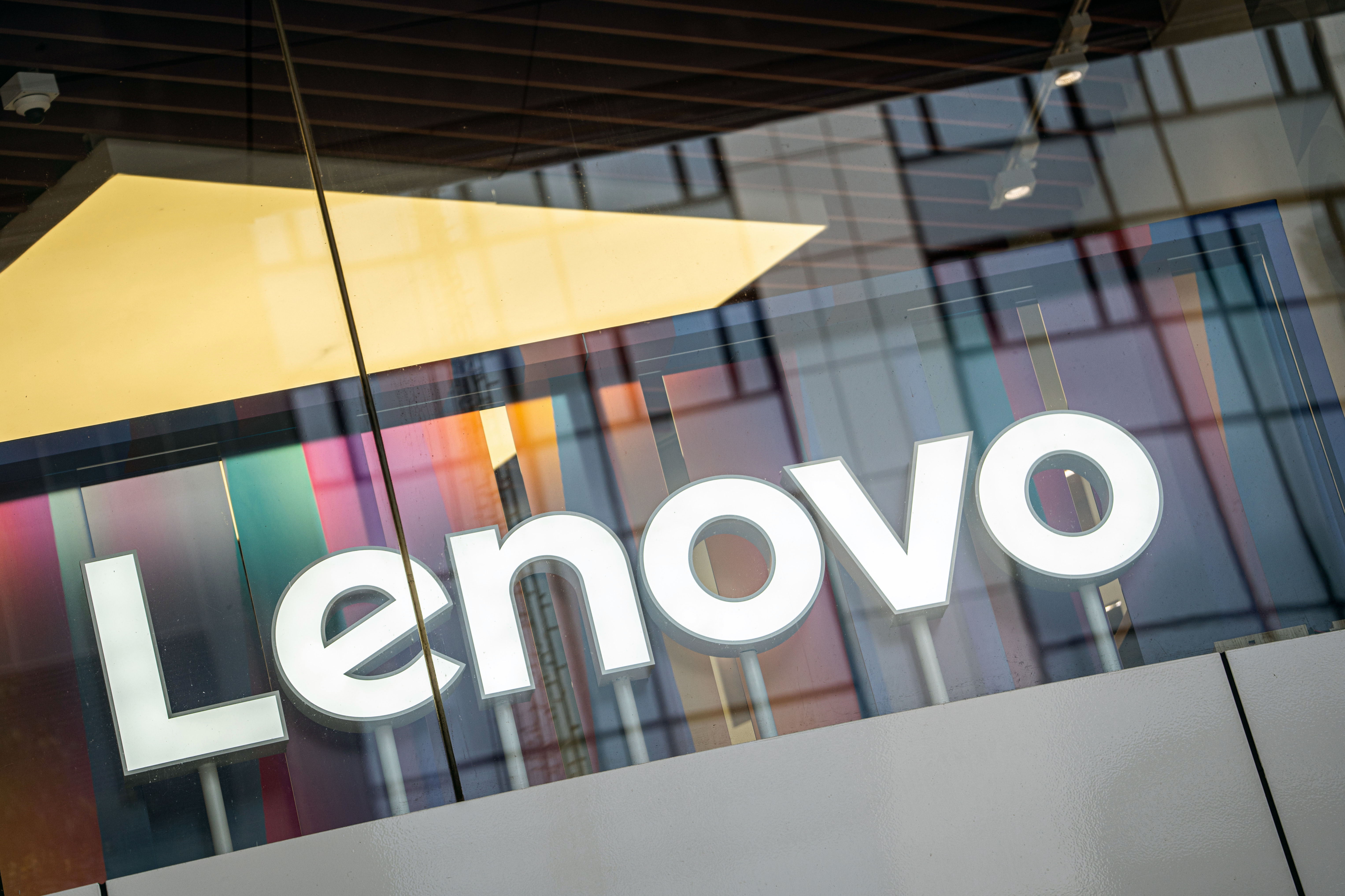 Lenovo apuesta por IA corporativa y servicios para crecer en Brasil durante 2026