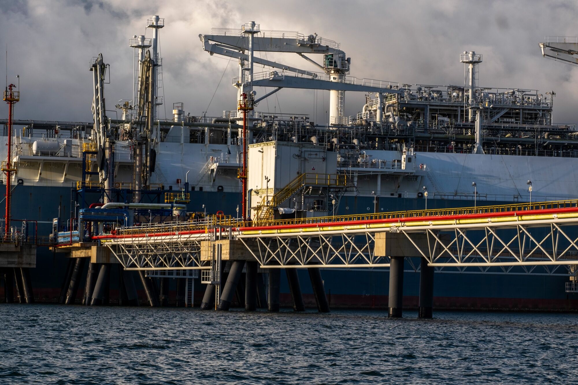 Promigas inició arbitraje internacional contra Perú por tarifas de distribución de gas natural