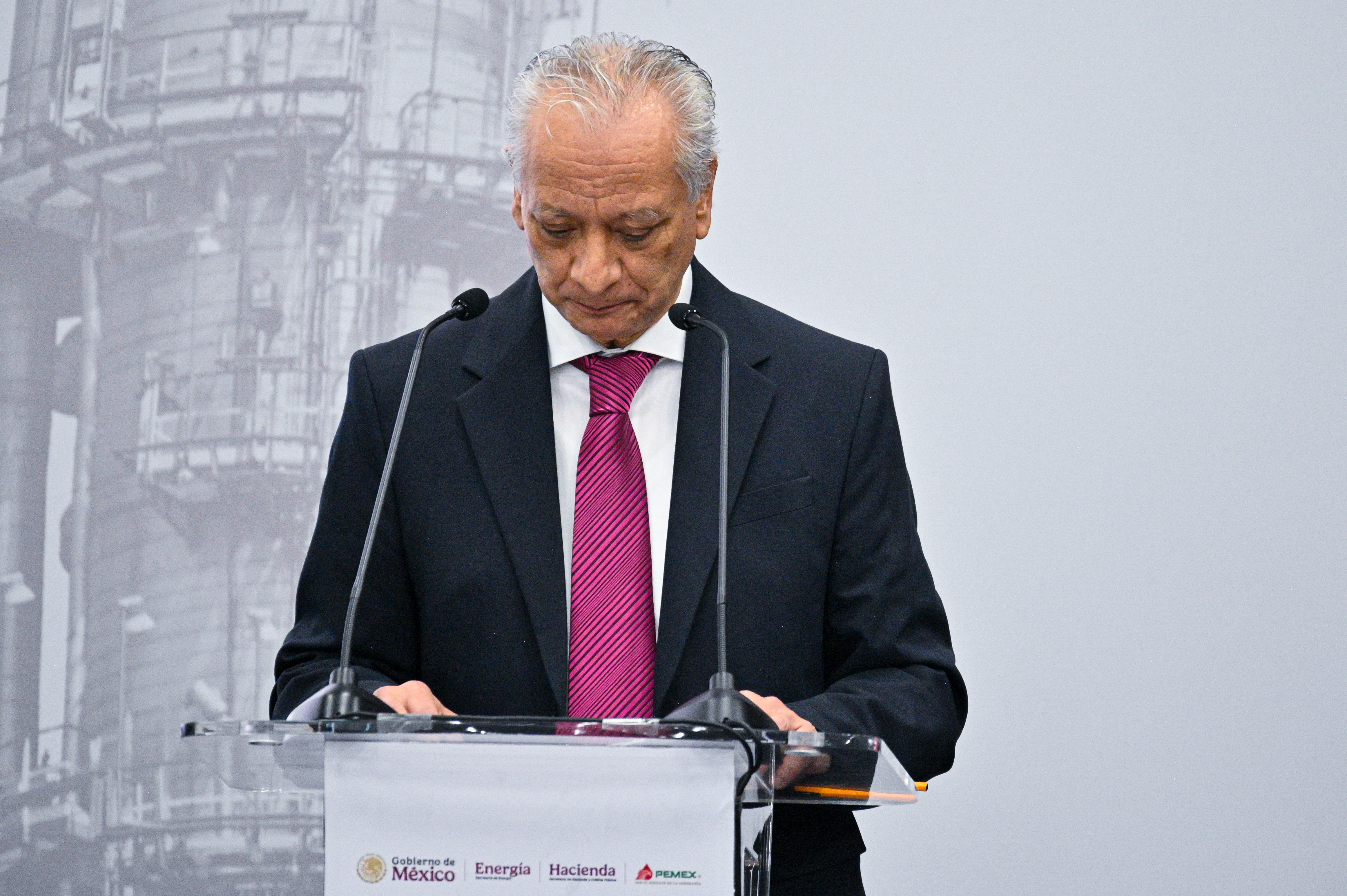 México detiene al exdirector de Pemex, Víctor Rodríguez Padilla, tras denuncia por violencia familiar