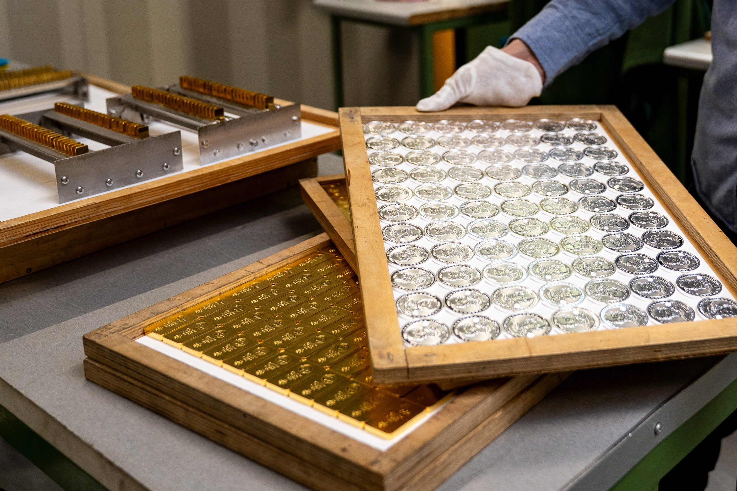 El oro y la plata se desploman: qué hay detrás del giro que sacude a los mercados de metales El oro y la plata se desploman: qué hay detrás del giro que sacude a los mercados de metales