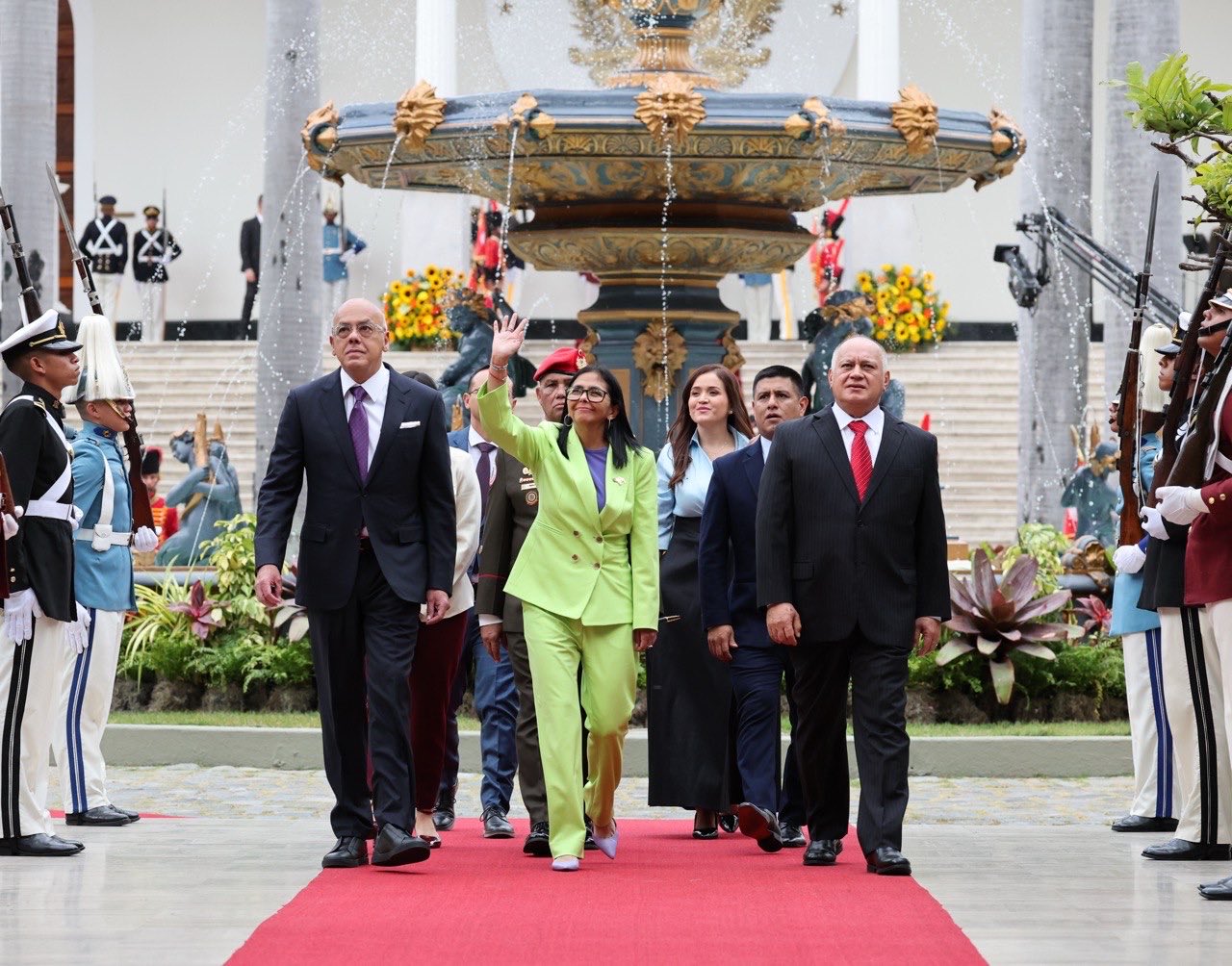 Venezuela se acerca más a EE.UU. con la llegada de misión diplomática a Washington