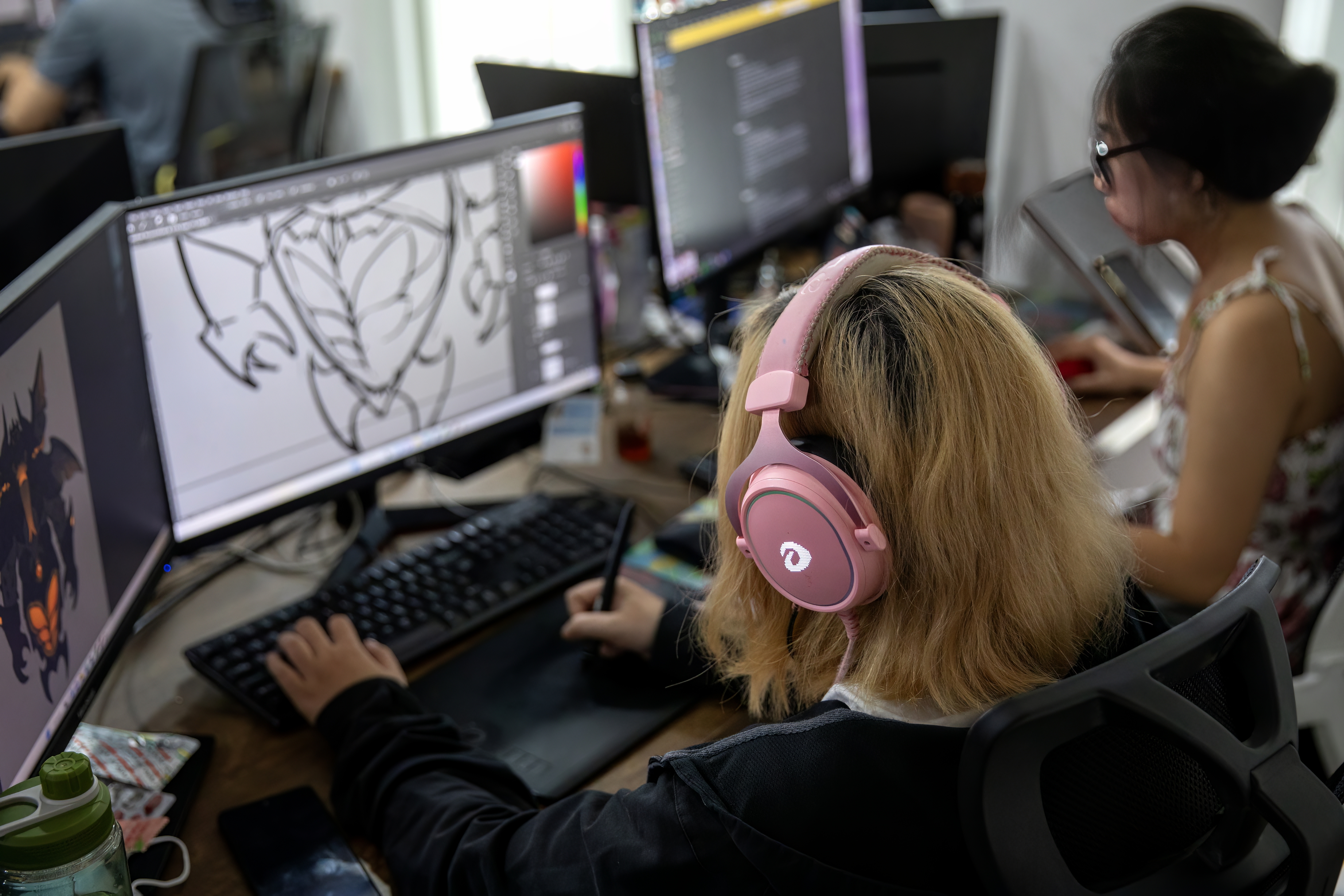 Fim do home office? Presencial volta a dominar em LatAm, dizem WeWork e Michael Page