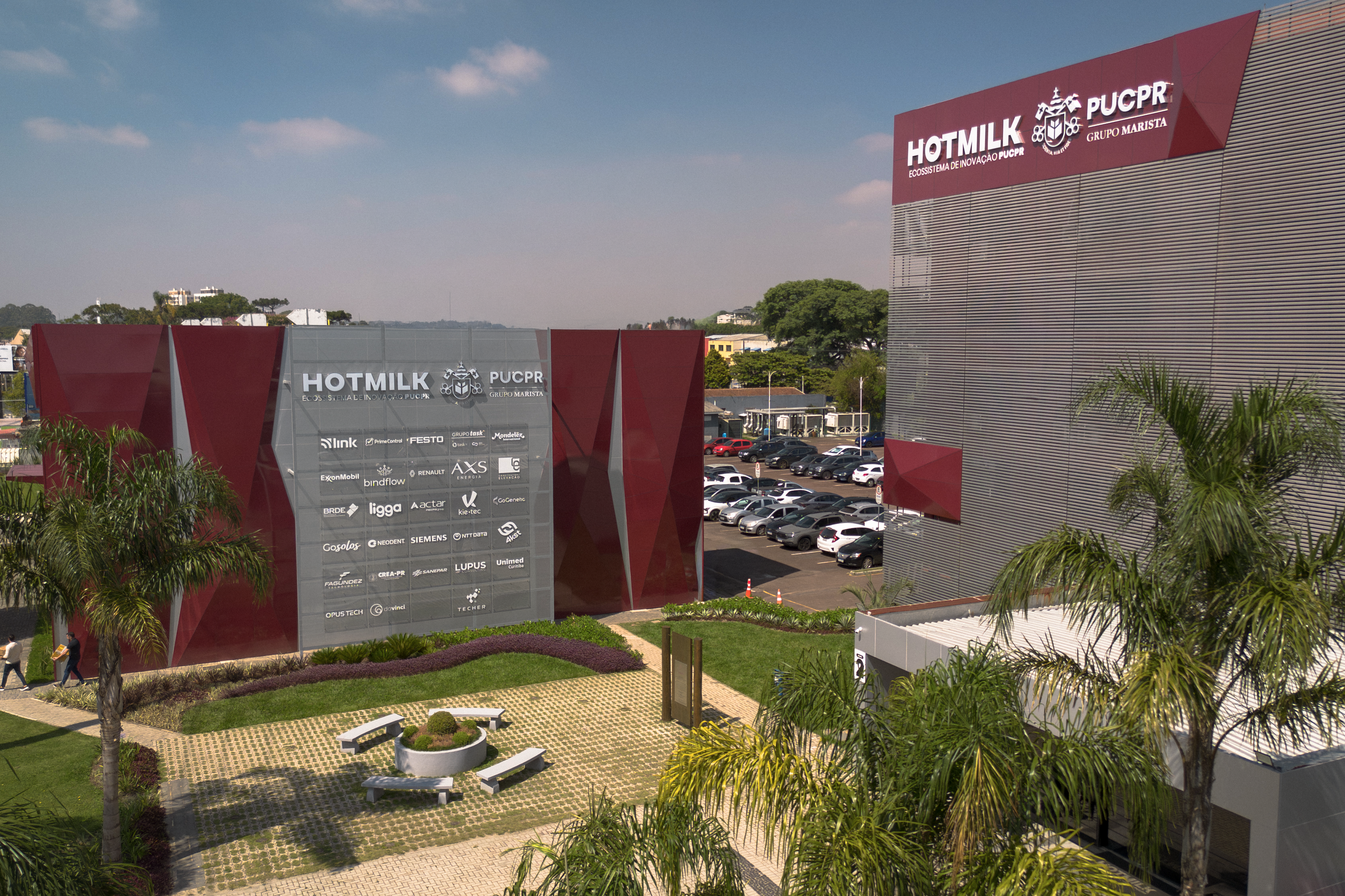 Hub de inovação da PUC-PR, Hotmilk investe R$ 14,5 mi e prepara divisão de deeptechs Hub de inovação da PUC-PR, Hotmilk investe R$ 14,5 mi e prepara divisão de deeptechs