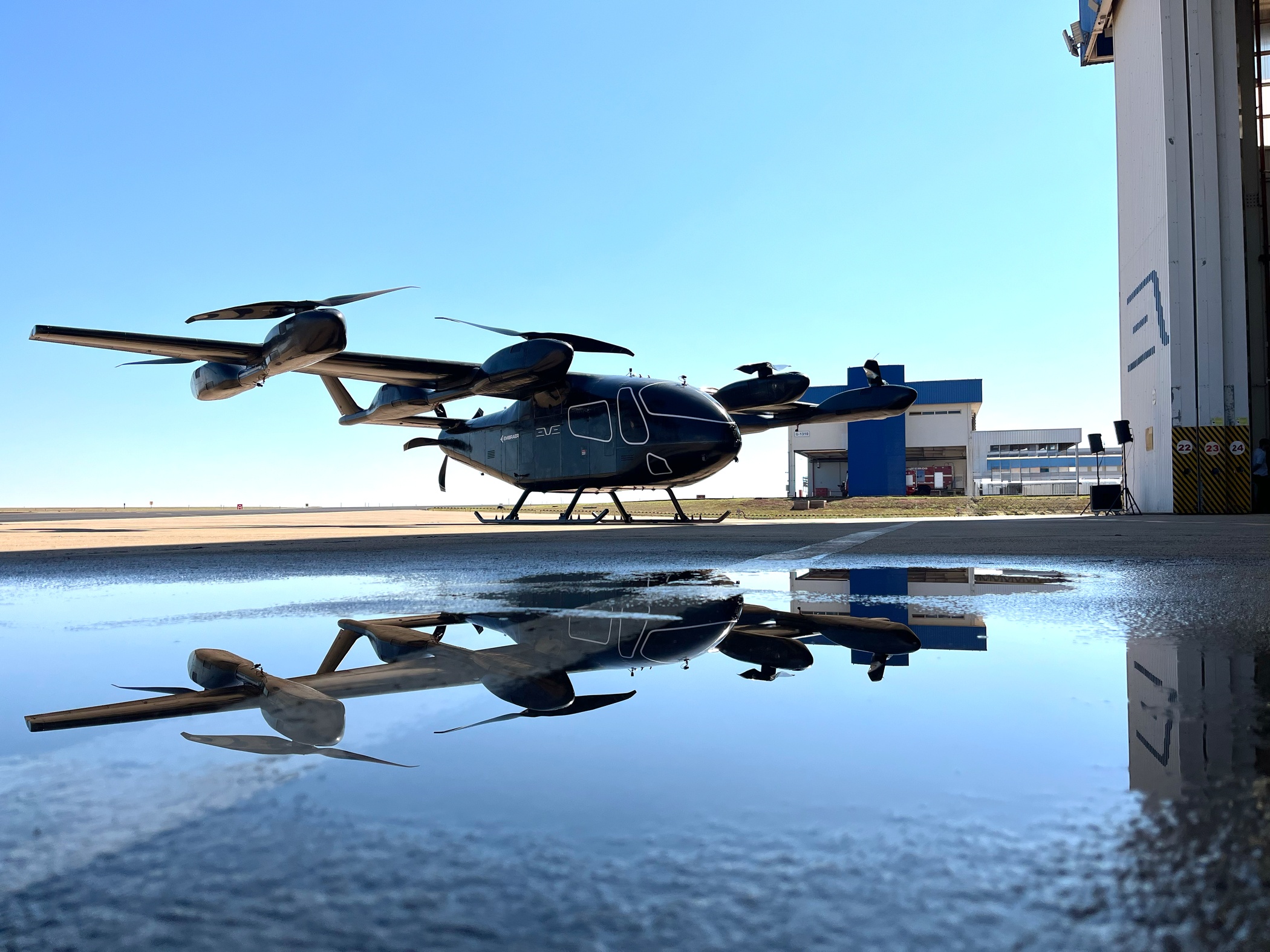 Eve, da Embraer, aposta em solidez do eVTOL mesmo com desaceleração da demanda 