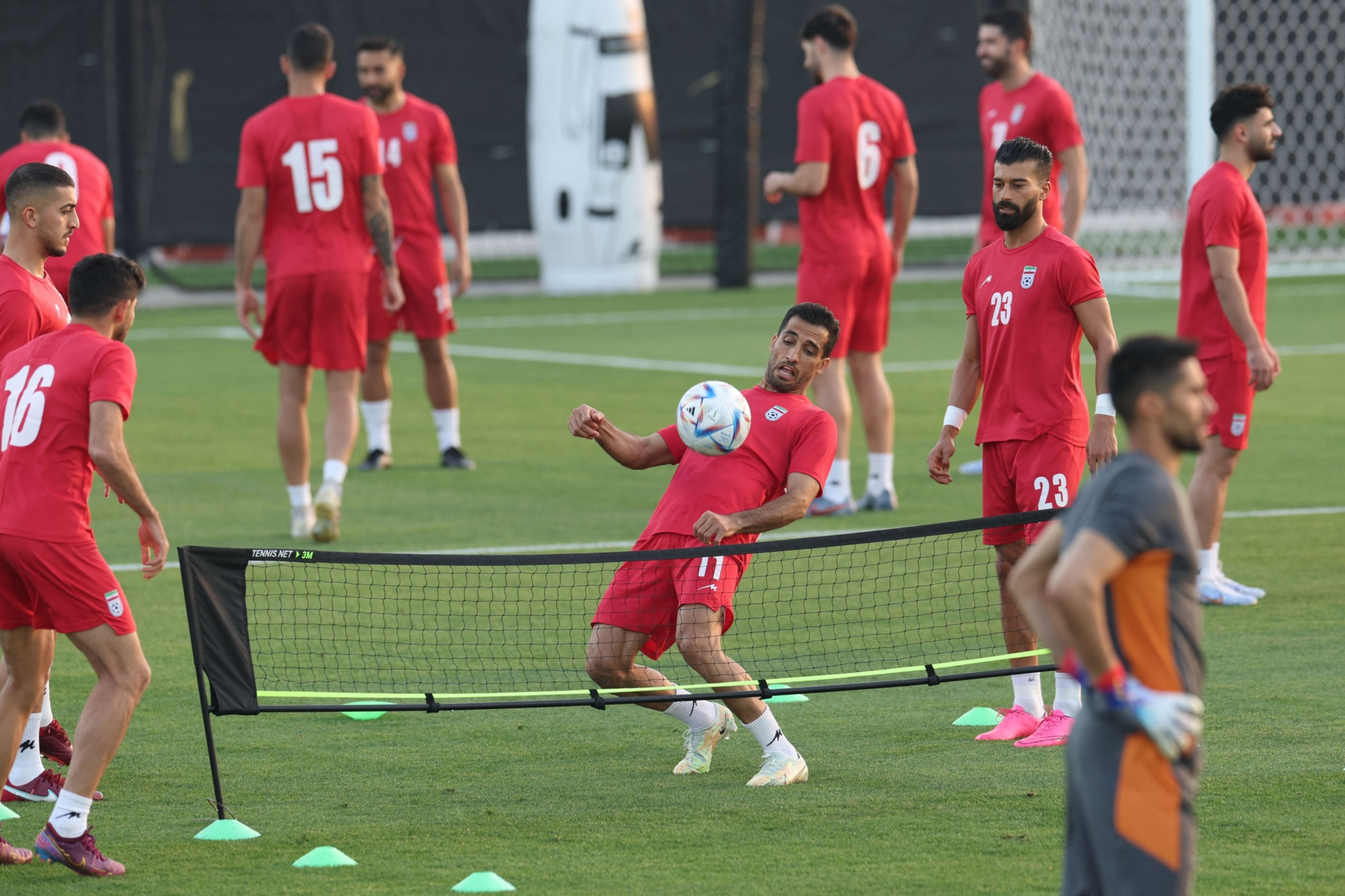 Seleção do Irã chega à Copa do Mundo do Catar 2022 buscando